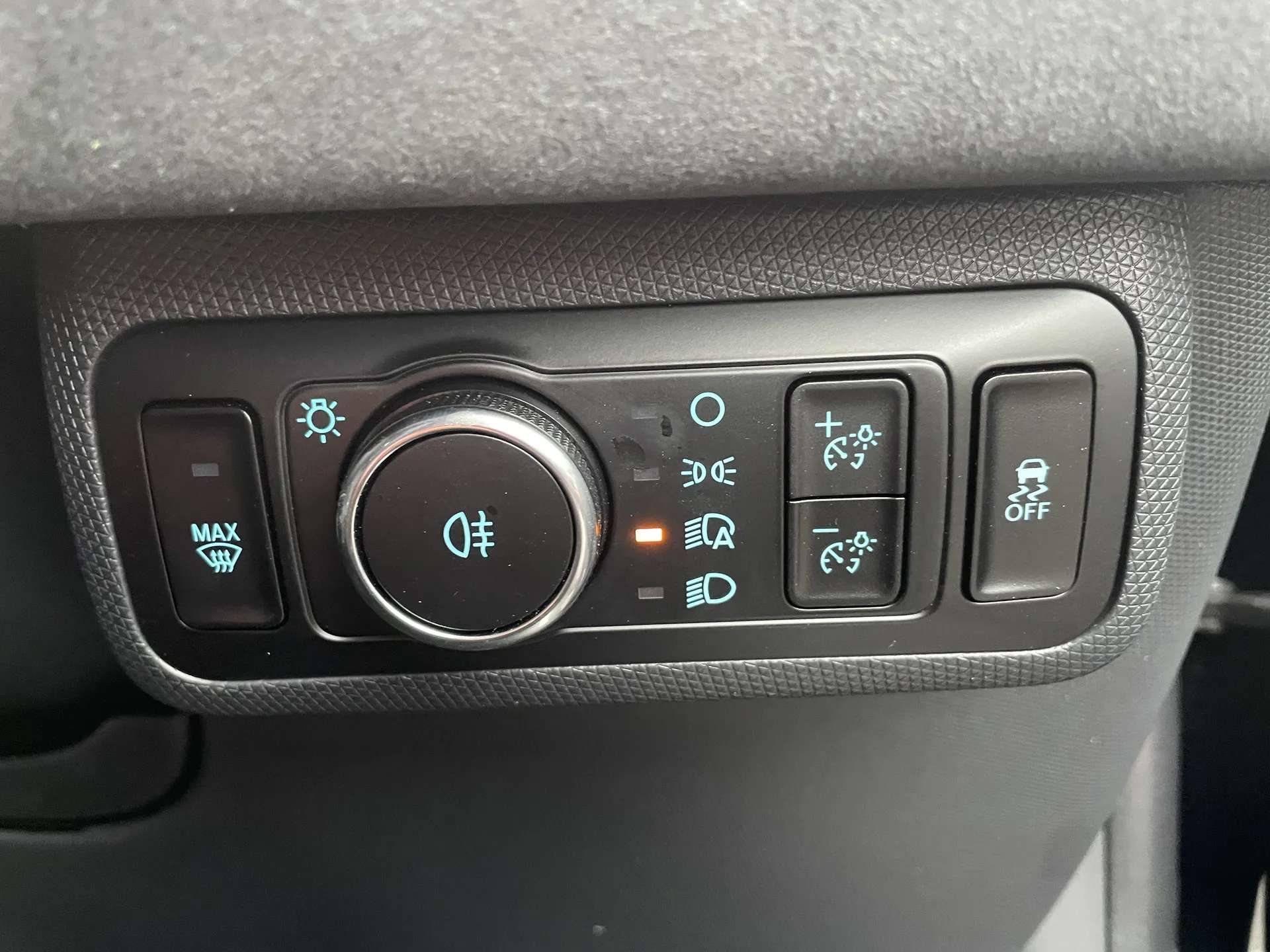 2025 FORD MUSTANG MACH-E 2025 FORD MUSTANG MACH-E