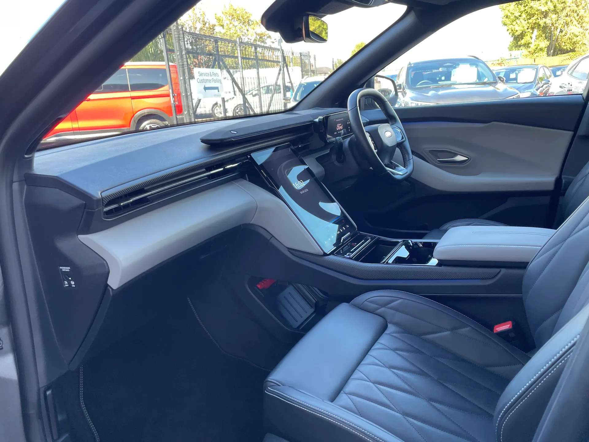 2025 FORD EXPLORER 2025 FORD EXPLORER
