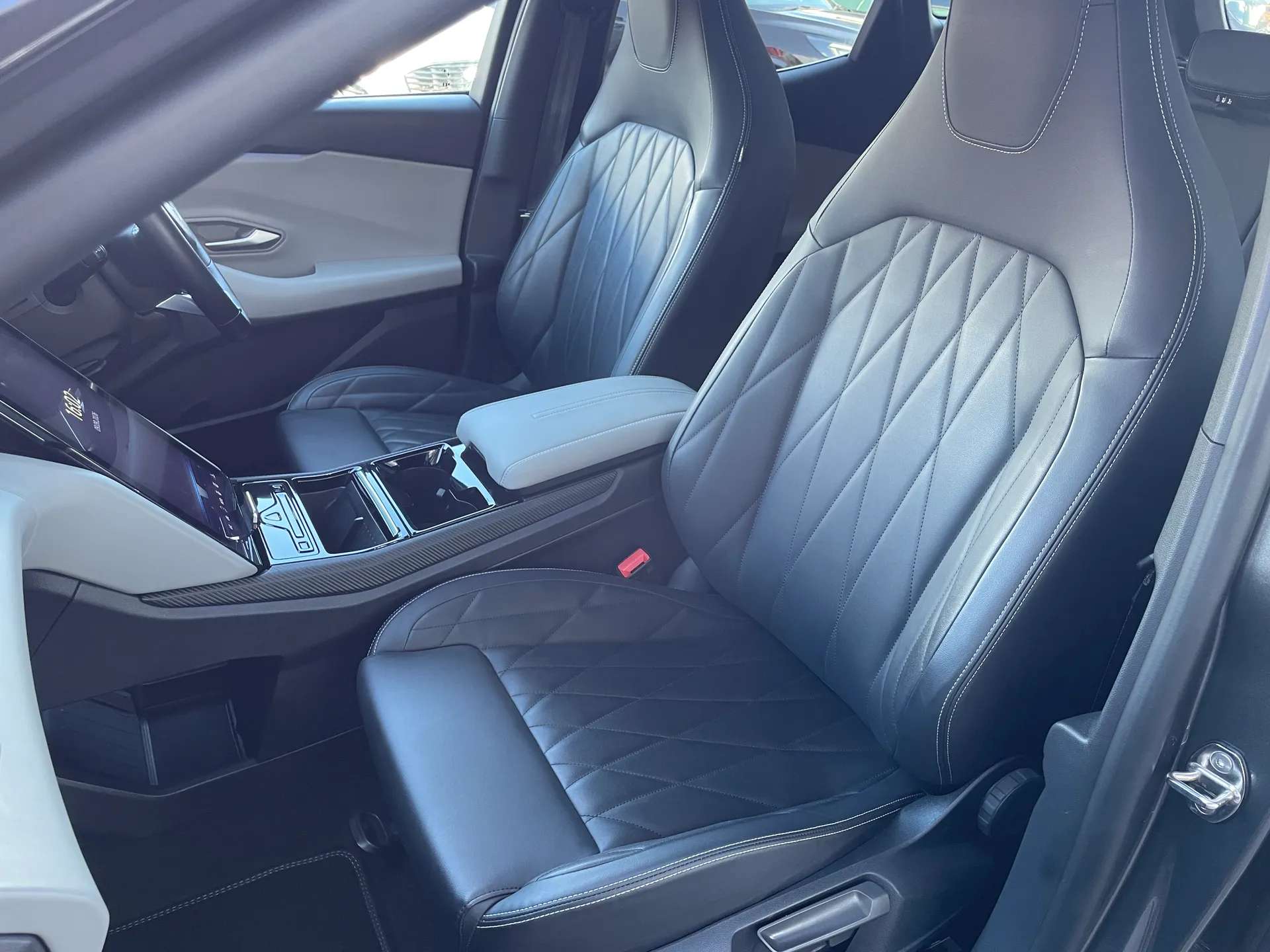 2025 FORD EXPLORER 2025 FORD EXPLORER