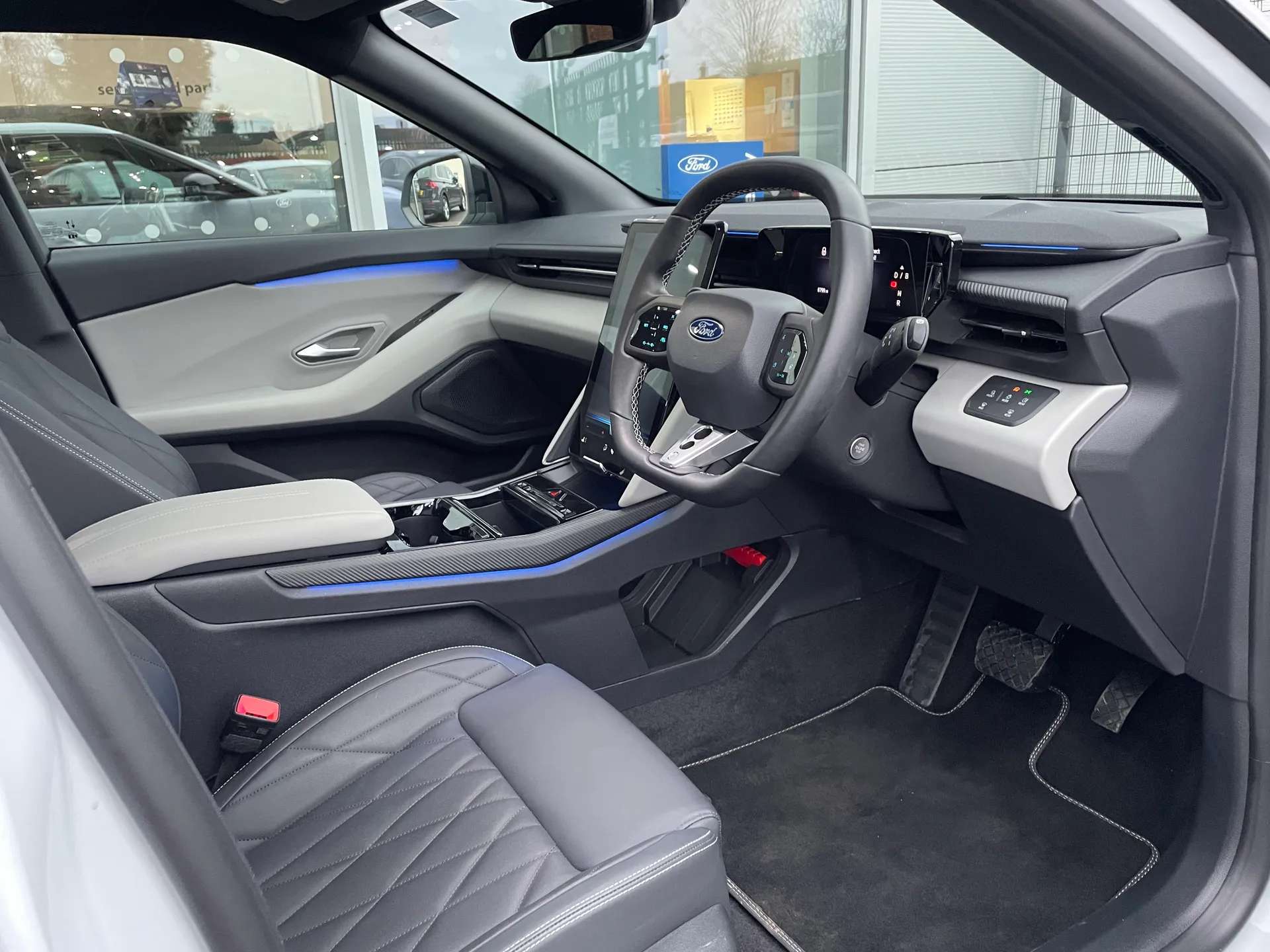 2025 FORD CAPRI 2025 FORD CAPRI