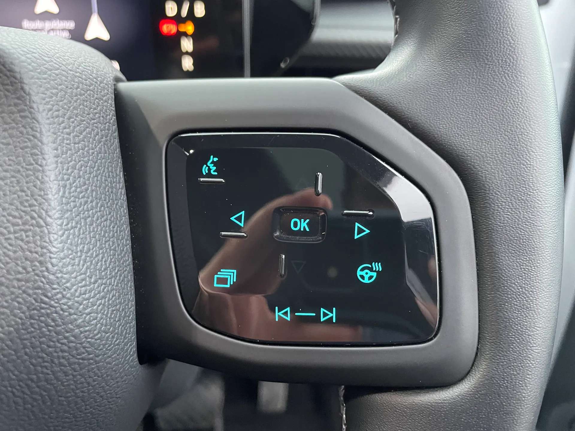 2025 FORD CAPRI 2025 FORD CAPRI