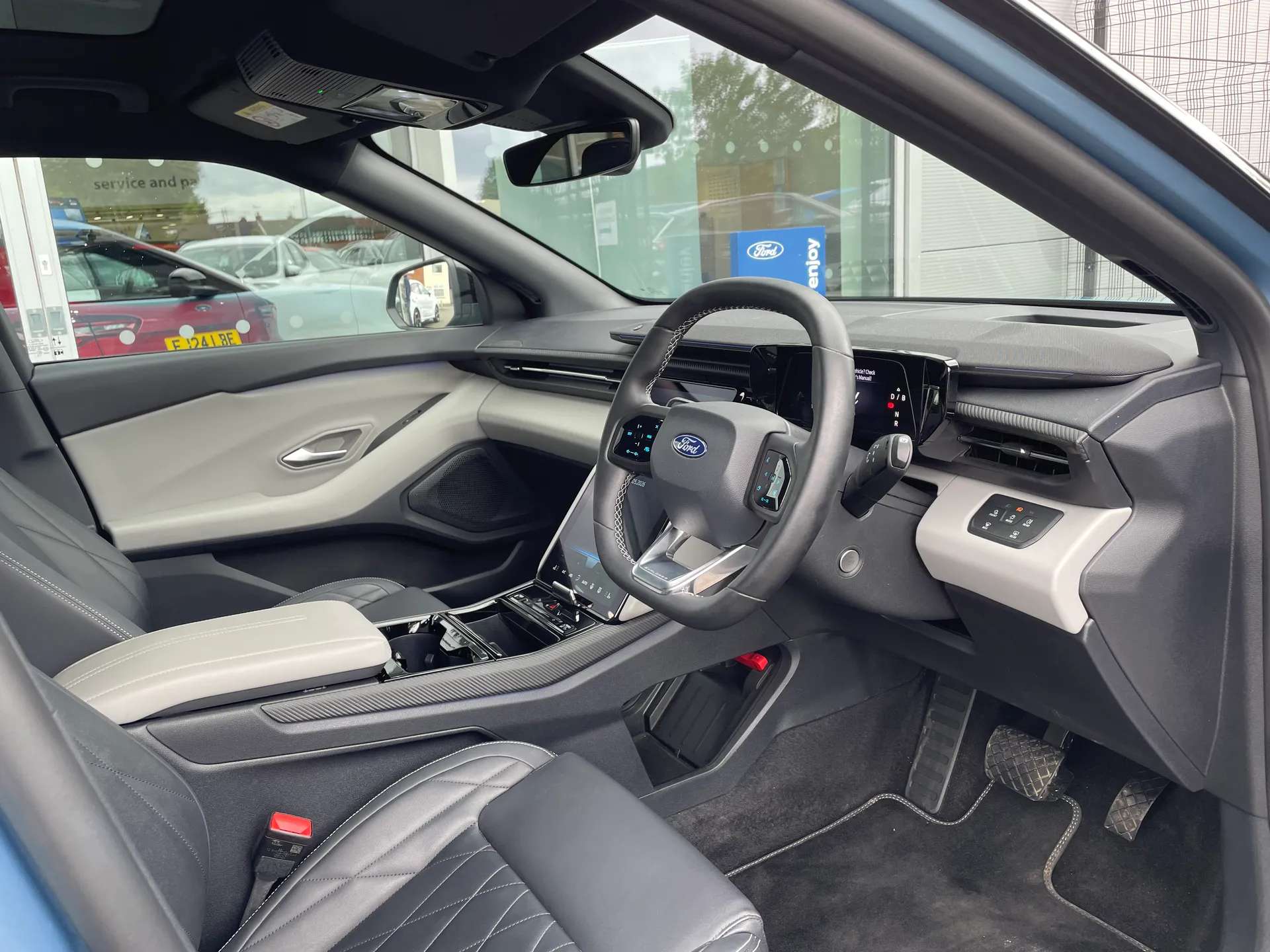 2024 FORD EXPLORER 2024 FORD EXPLORER