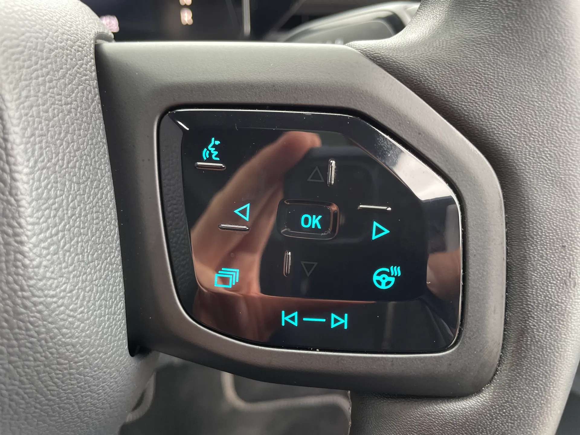 2024 FORD EXPLORER 2024 FORD EXPLORER