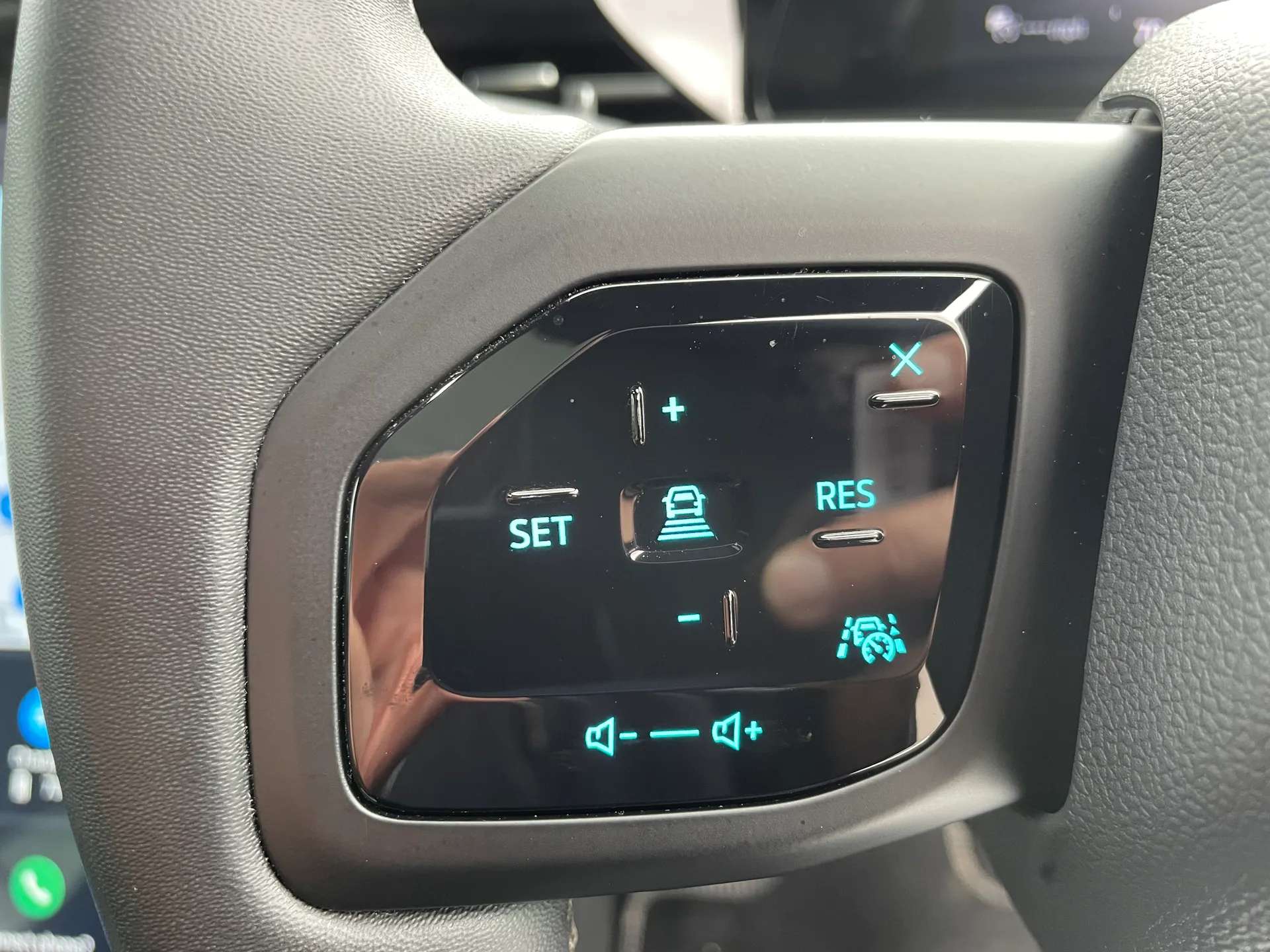 2024 FORD EXPLORER 2024 FORD EXPLORER
