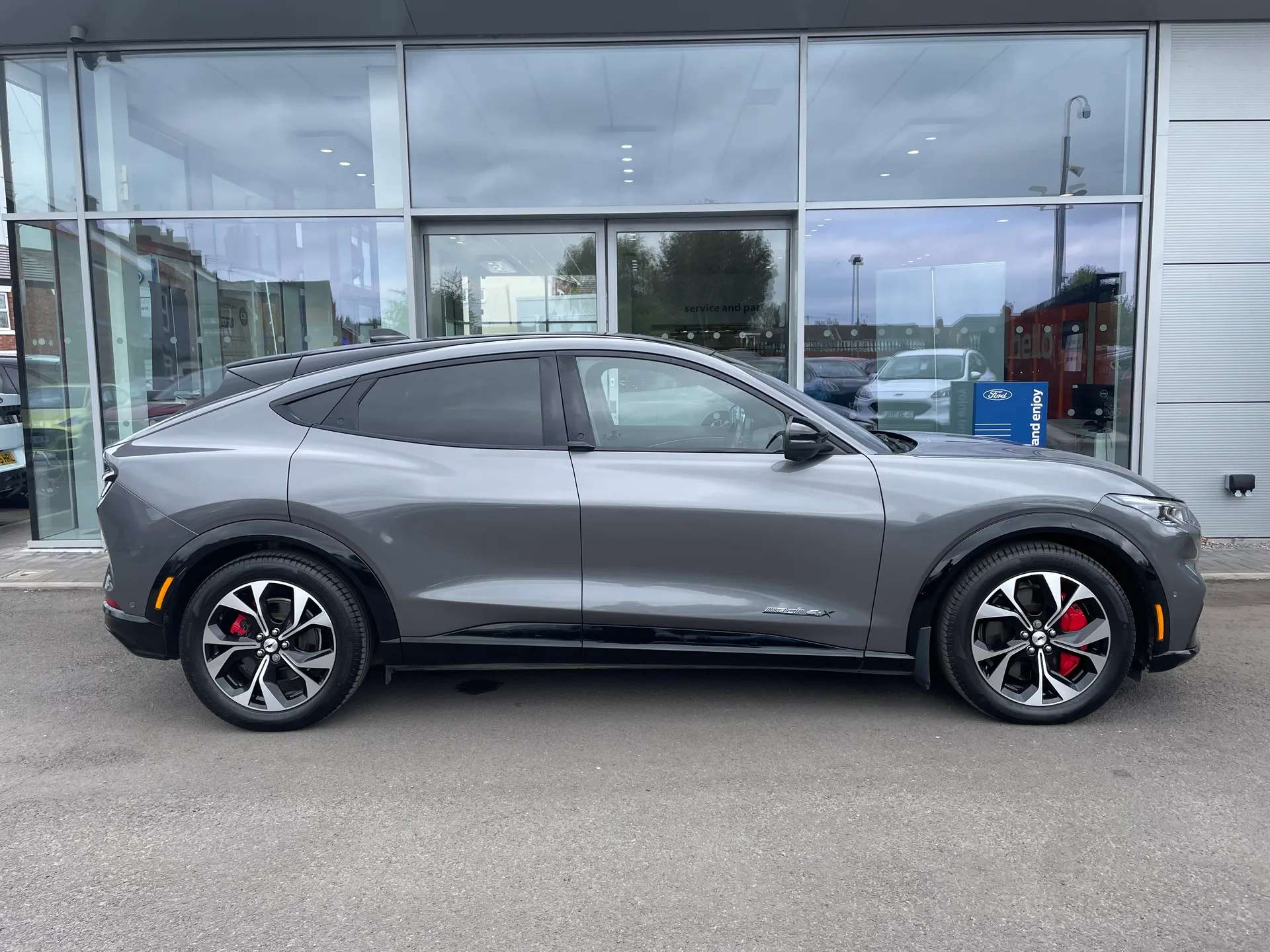 2021 FORD MUSTANG MACH-E 2021 FORD MUSTANG MACH-E