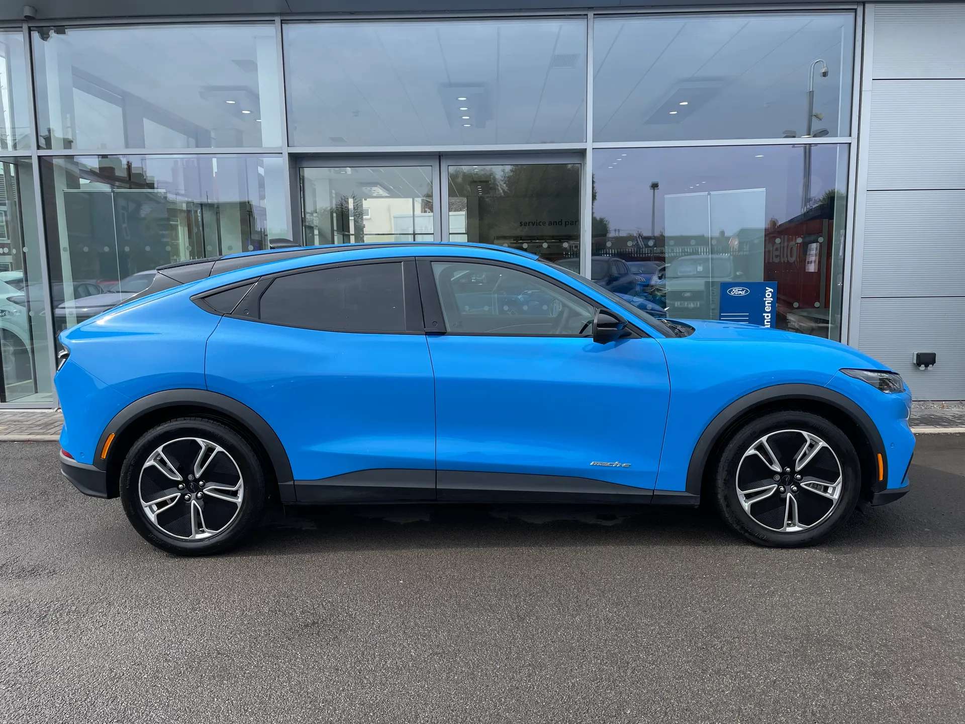 2025 FORD MUSTANG MACH-E 2025 FORD MUSTANG MACH-E