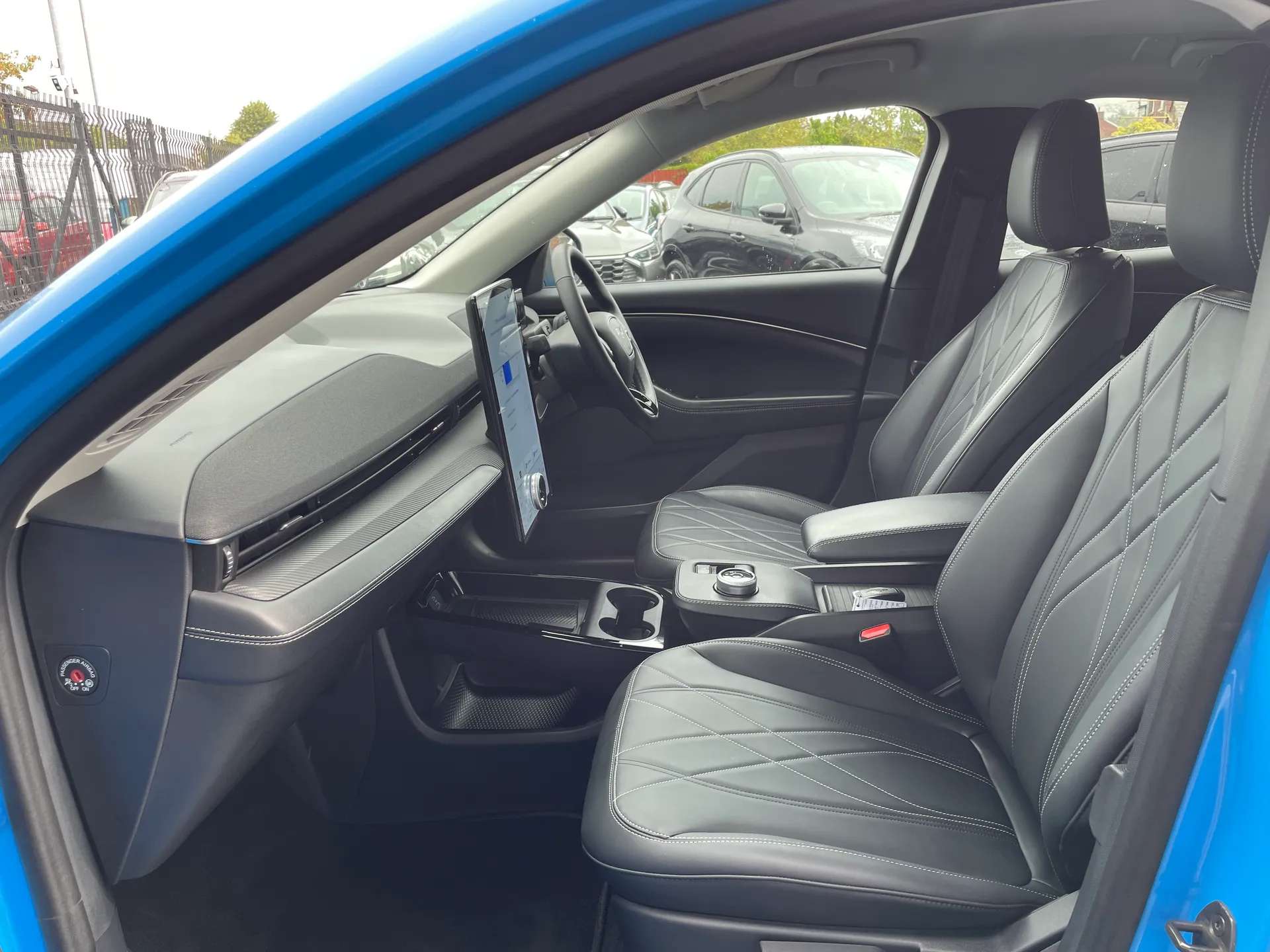 2025 FORD MUSTANG MACH-E 2025 FORD MUSTANG MACH-E