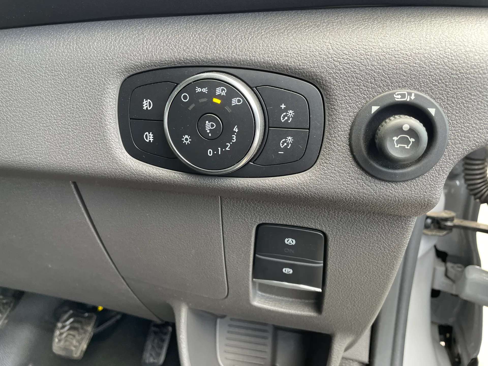 2025 FORD TRANSIT 2025 FORD TRANSIT