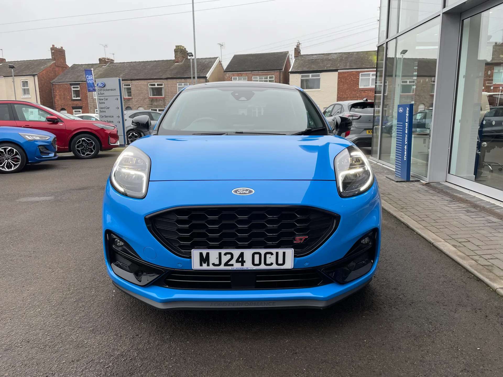 A 2024 FORD PUMA 1.0 EcoBoost Hybrid mHEV ST 5dr DCT A 2024 FORD PUMA 1.0 EcoBoost Hybrid mHEV ST 5dr DCT