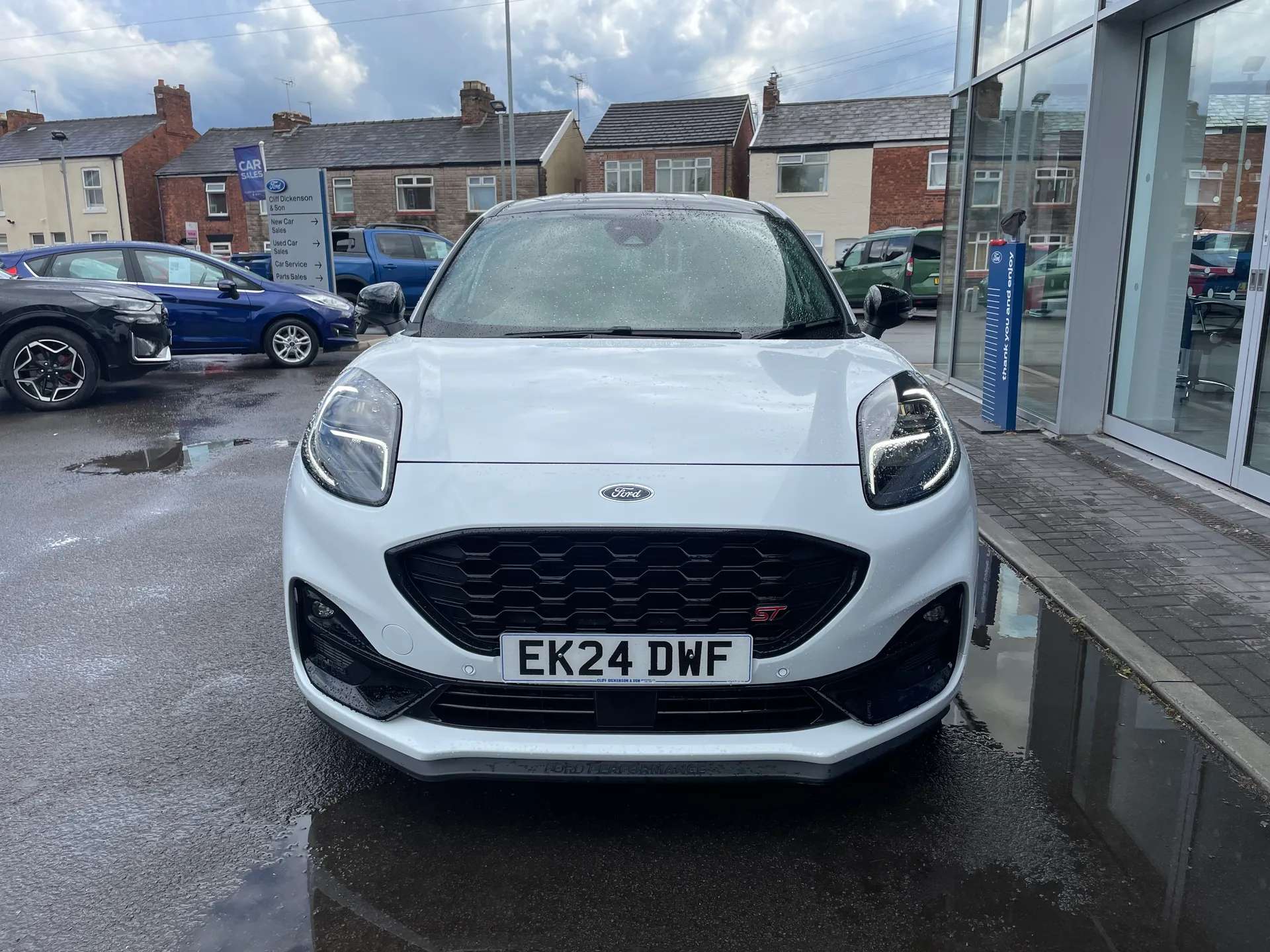A 2024 FORD PUMA 1.0 EcoBoost Hybrid mHEV ST 5dr DCT A 2024 FORD PUMA 1.0 EcoBoost Hybrid mHEV ST 5dr DCT