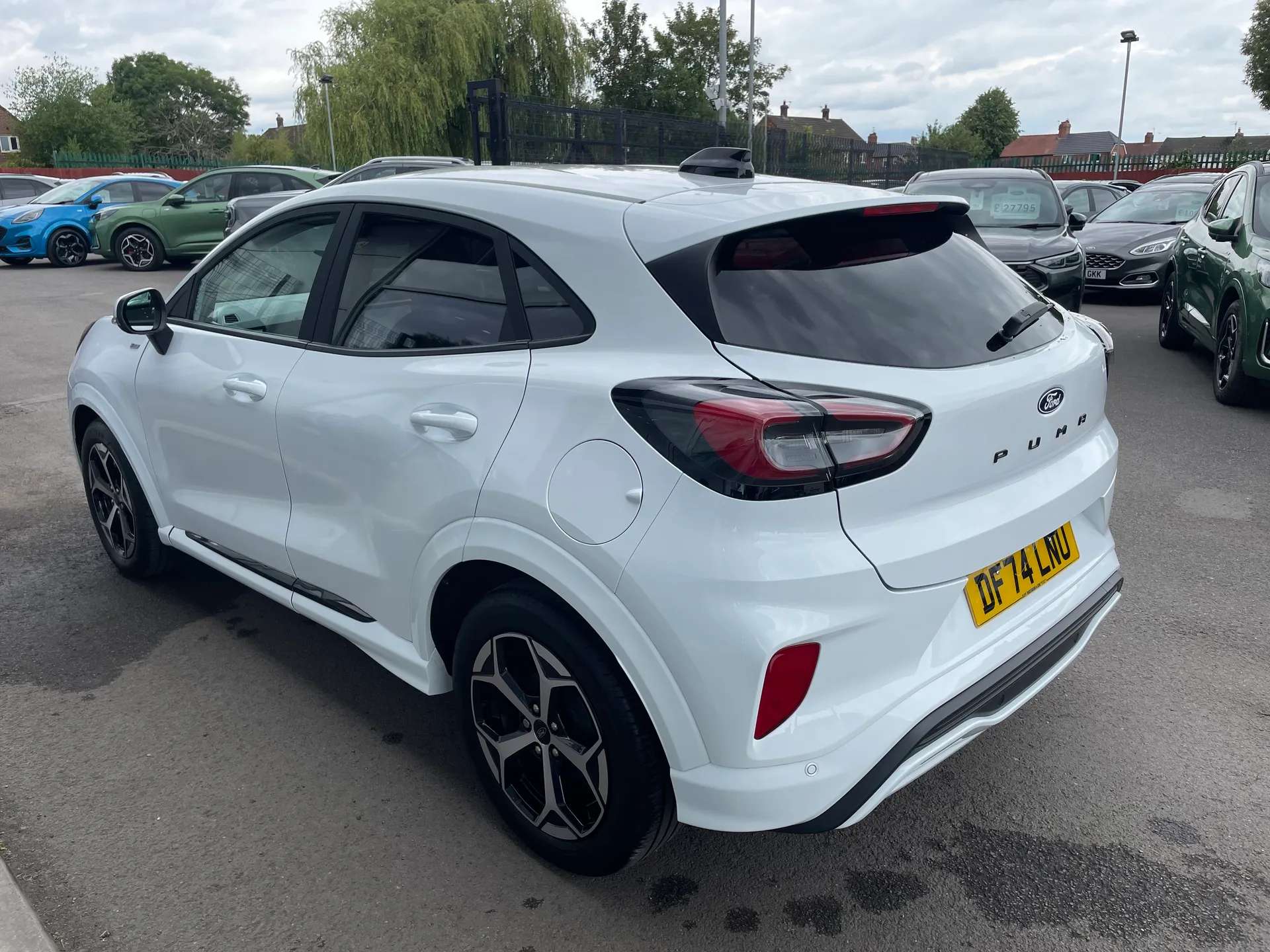A 2024 FORD PUMA 1.0 EcoBoost Hybrid mHEV ST-Line 5dr A 2024 FORD PUMA 1.0 EcoBoost Hybrid mHEV ST-Line 5dr