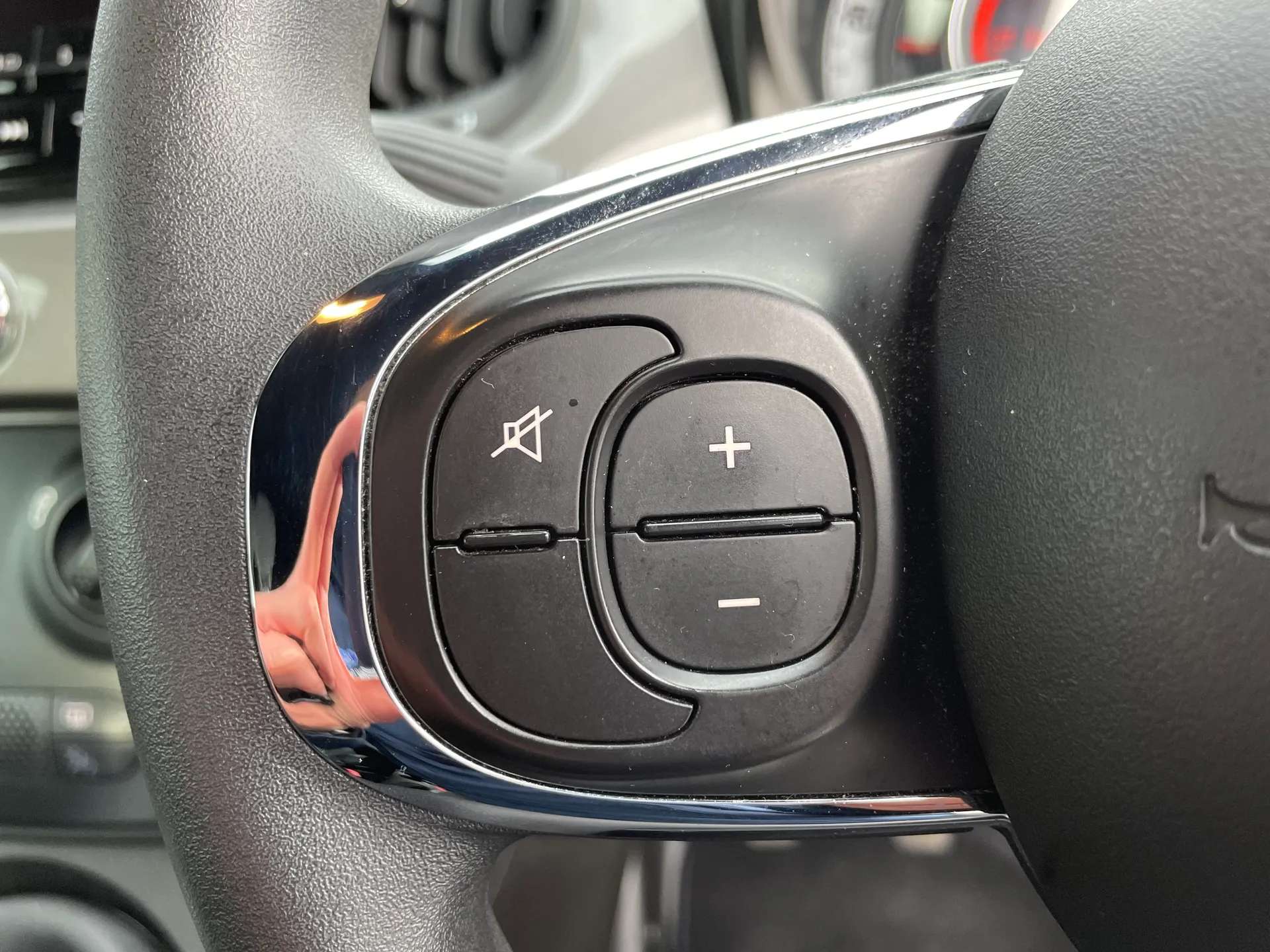 2021 FIAT 500 2021 FIAT 500