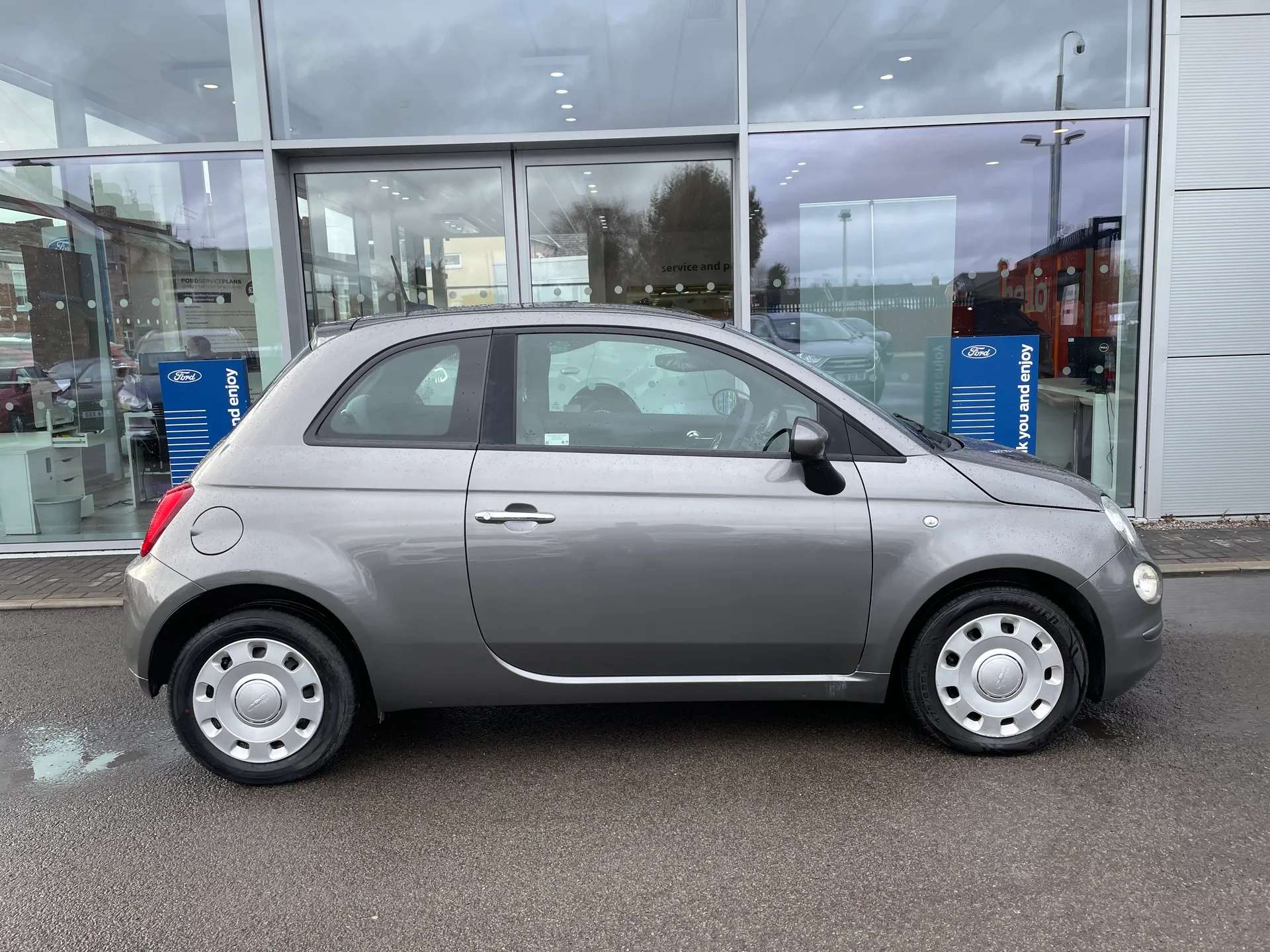 2021 FIAT 500 2021 FIAT 500