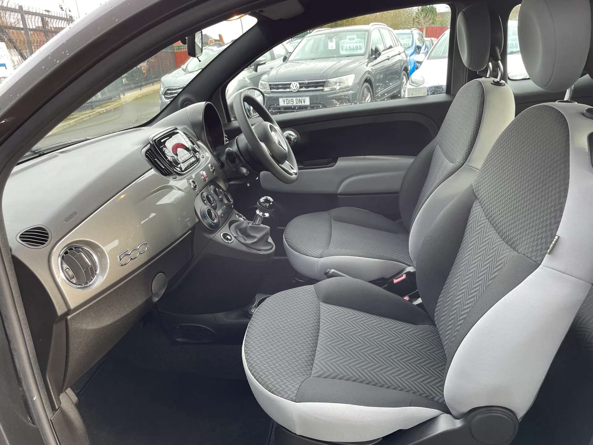 2021 FIAT 500 2021 FIAT 500