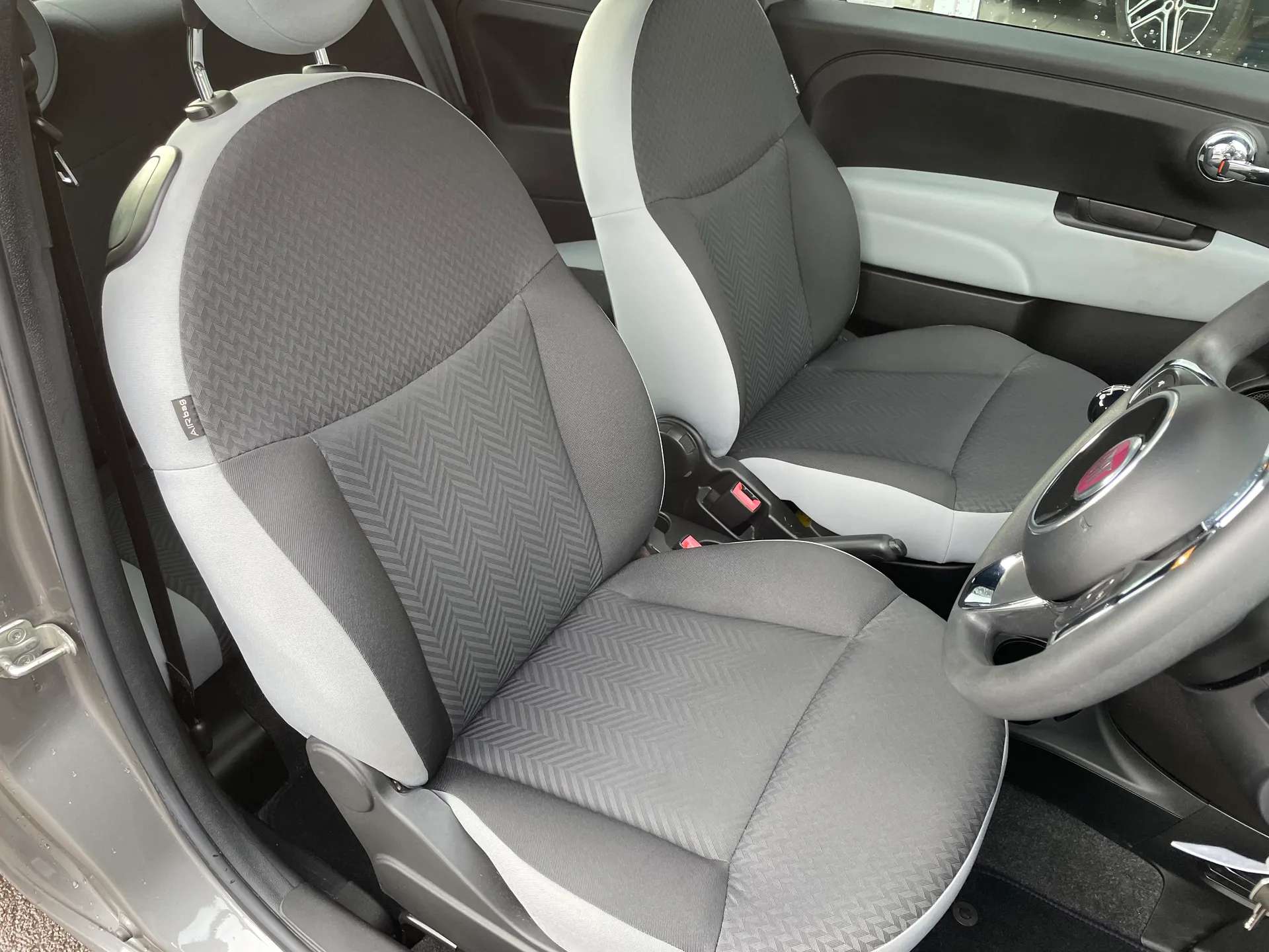 2021 FIAT 500 2021 FIAT 500