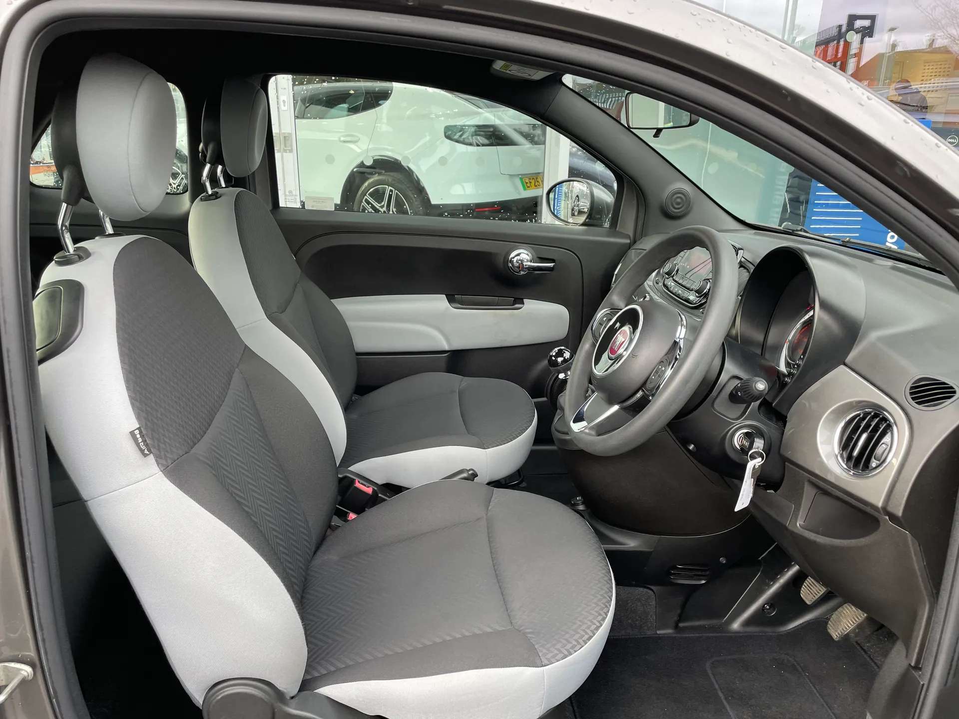 2021 FIAT 500 2021 FIAT 500