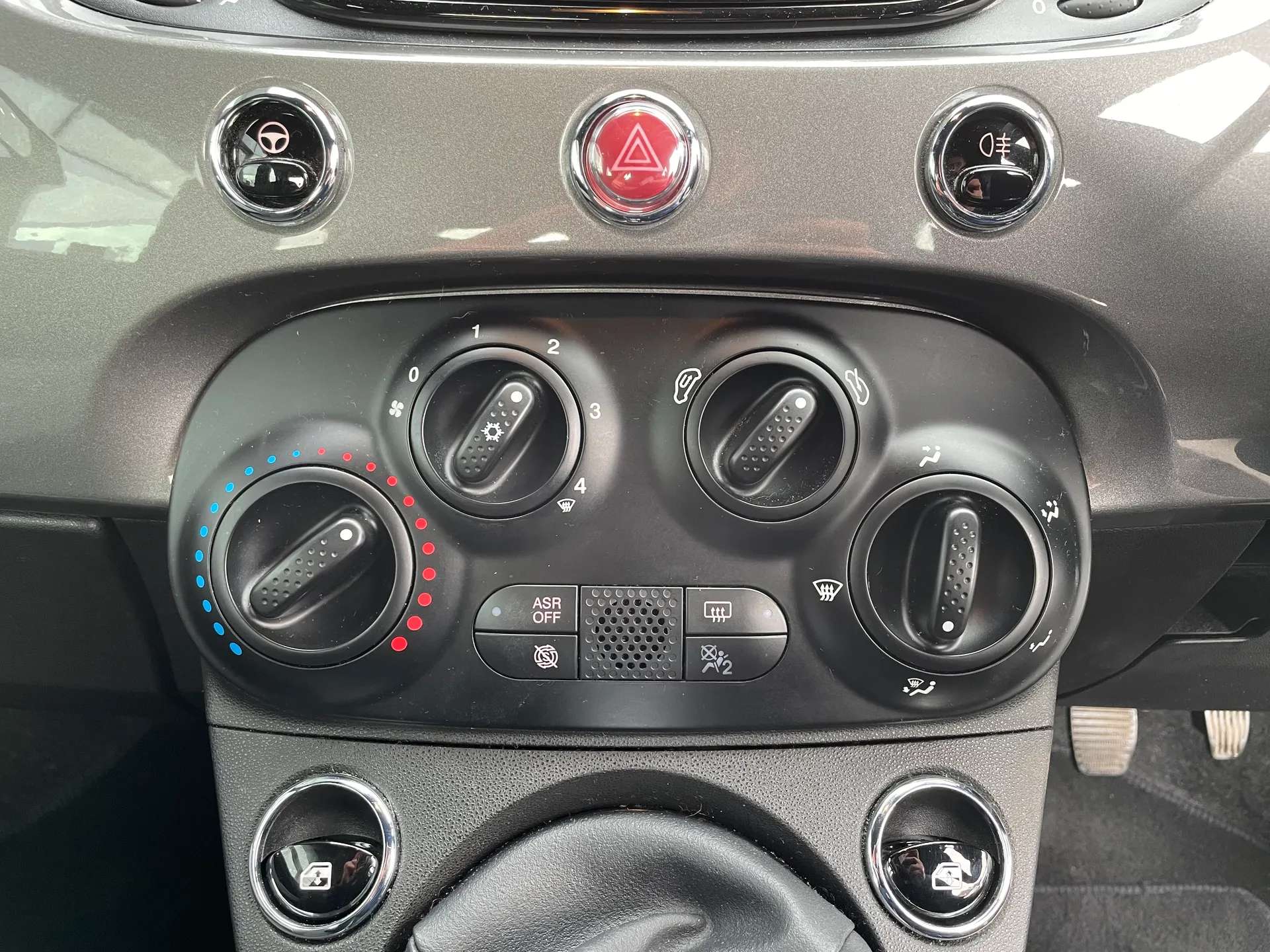 2021 FIAT 500 2021 FIAT 500