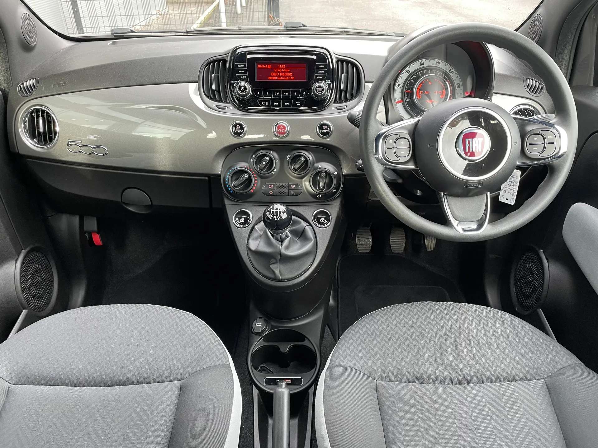 2021 FIAT 500 2021 FIAT 500