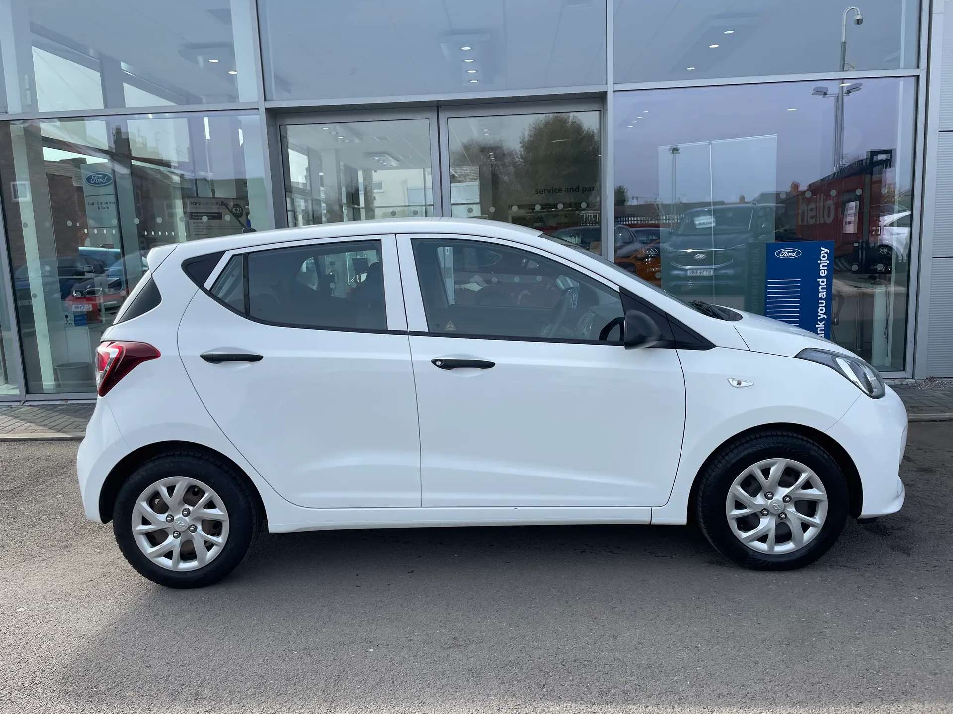 2017 HYUNDAI I10 2017 HYUNDAI I10