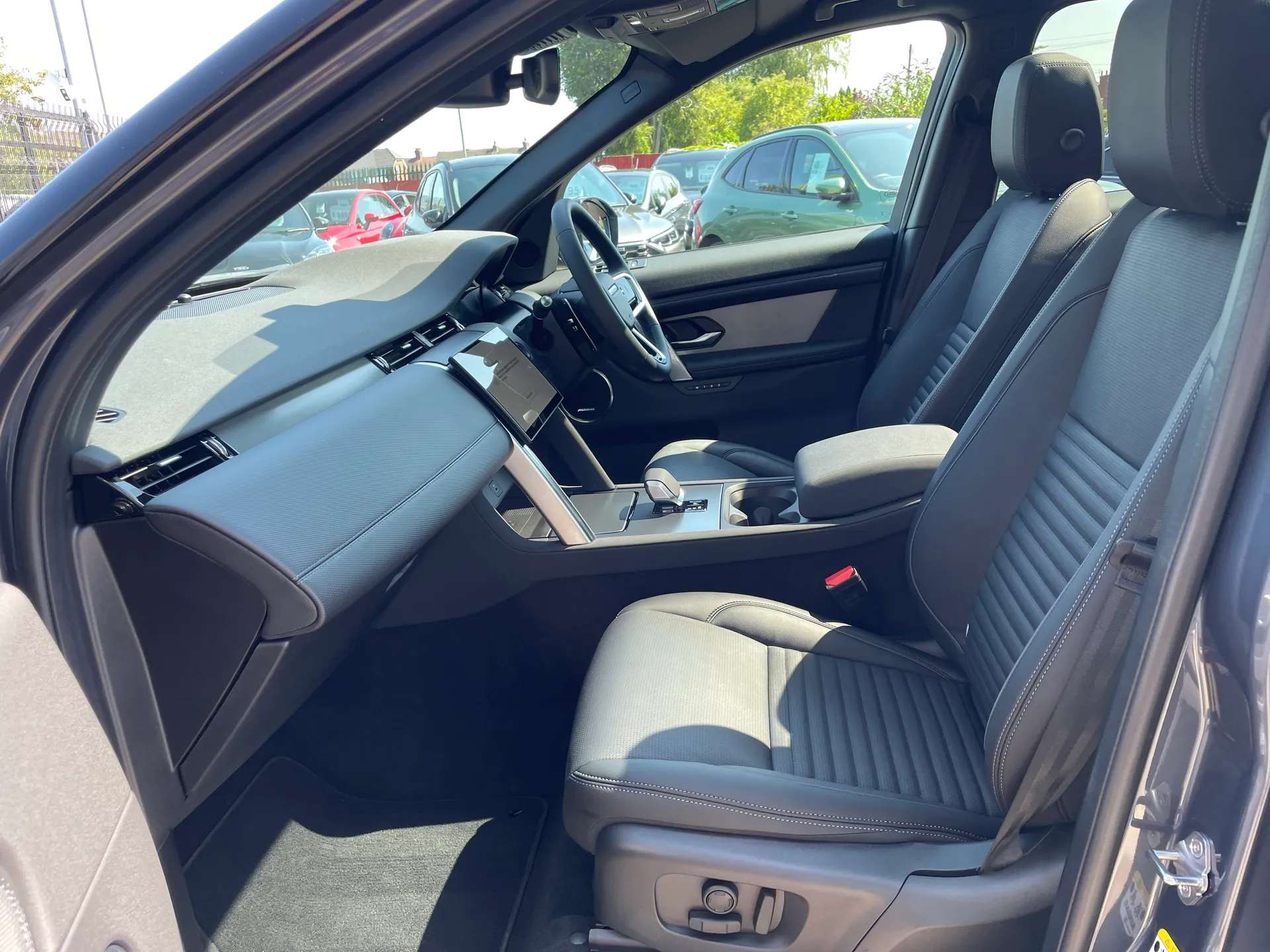 2025 LAND ROVER DISCOVERY SPORT 2025 LAND ROVER DISCOVERY SPORT