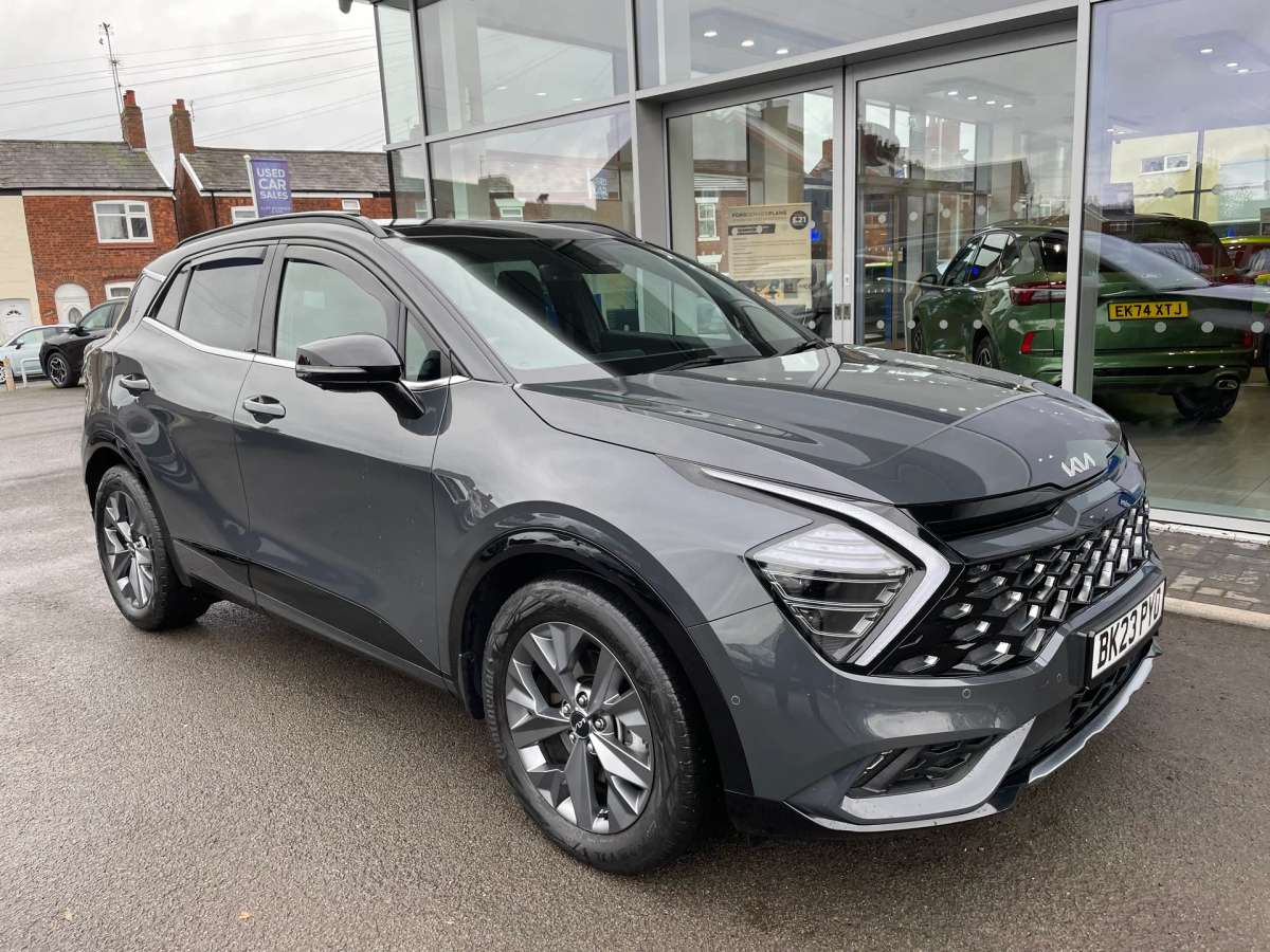 Check out this Kia Sportage 2023 Hybrid Electric Automatic