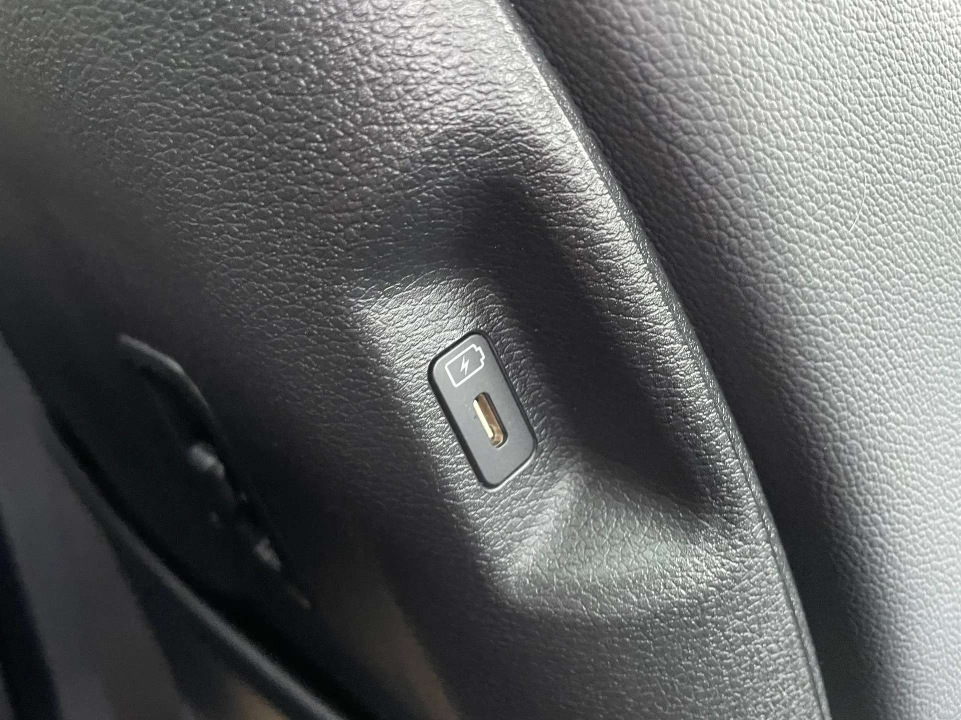 2023 KIA SPORTAGE 2023 KIA SPORTAGE