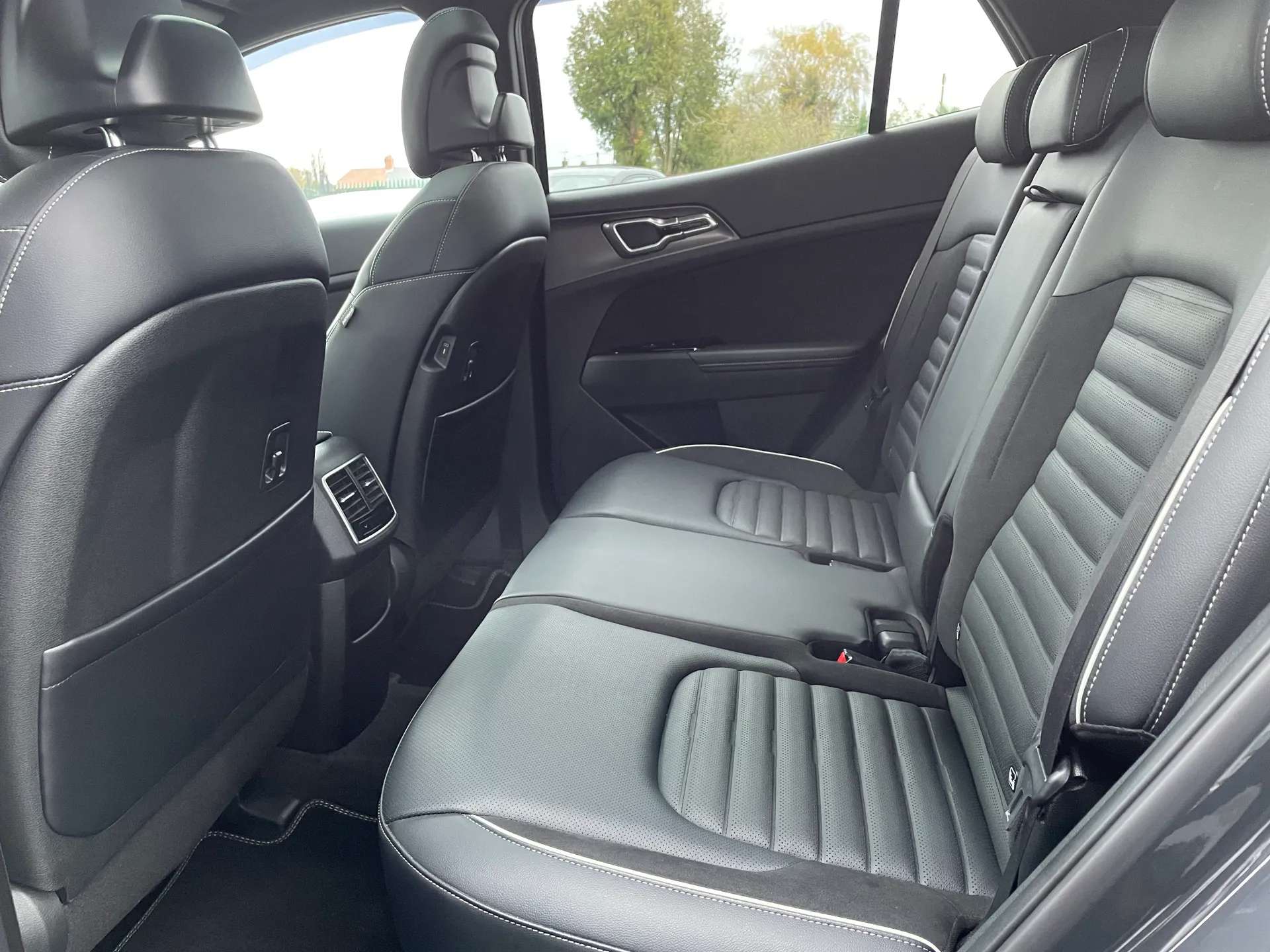 2023 KIA SPORTAGE 2023 KIA SPORTAGE