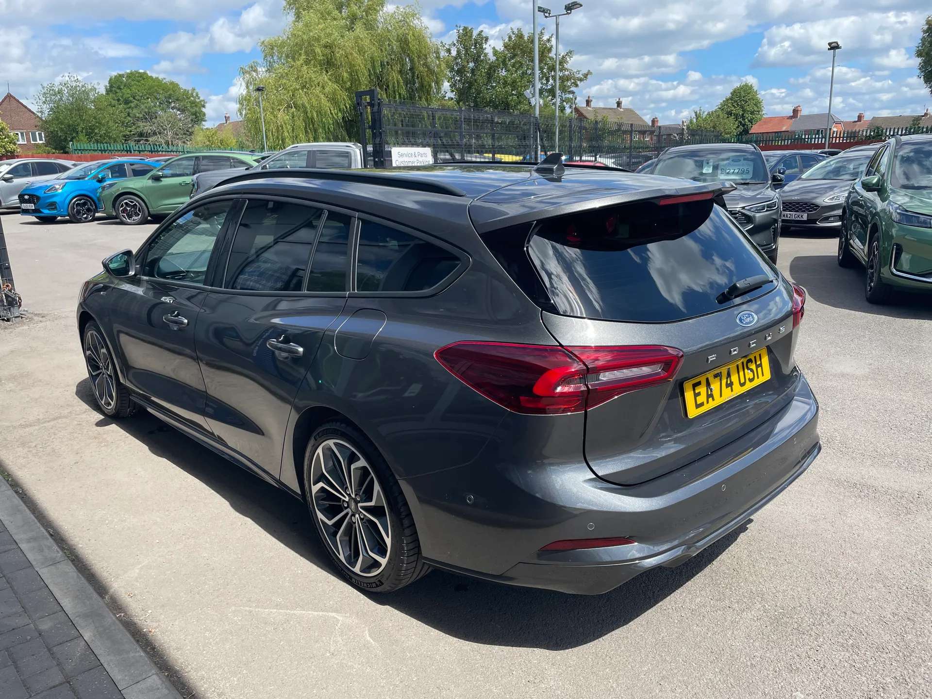 A 2025 FORD FOCUS 1.0 EcoBoost Hybrid mHEV 155 ST-Line X 5dr Auto A 2025 FORD FOCUS 1.0 EcoBoost Hybrid mHEV 155 ST-Line X 5dr Auto