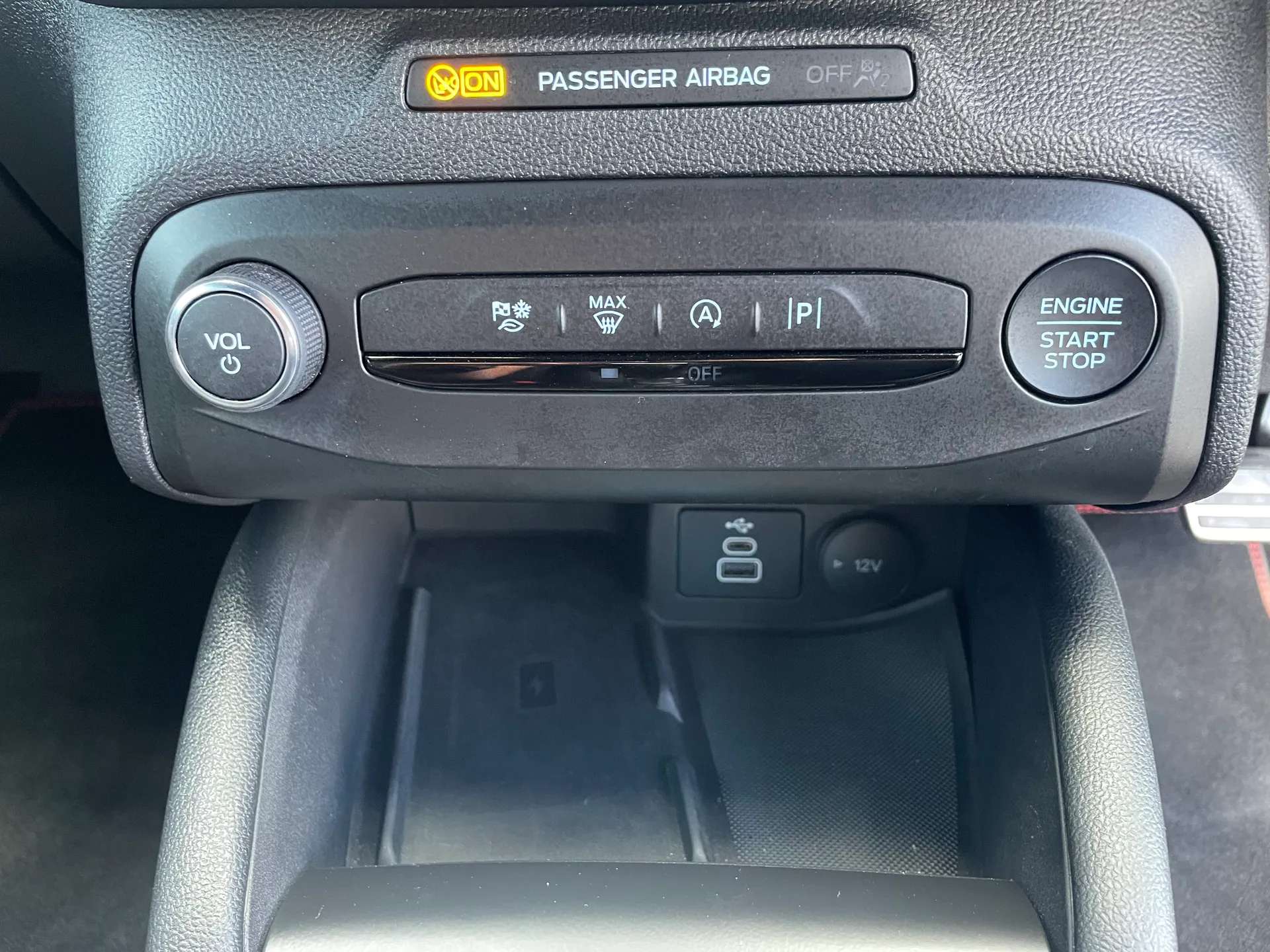 2025 FORD FOCUS 2025 FORD FOCUS