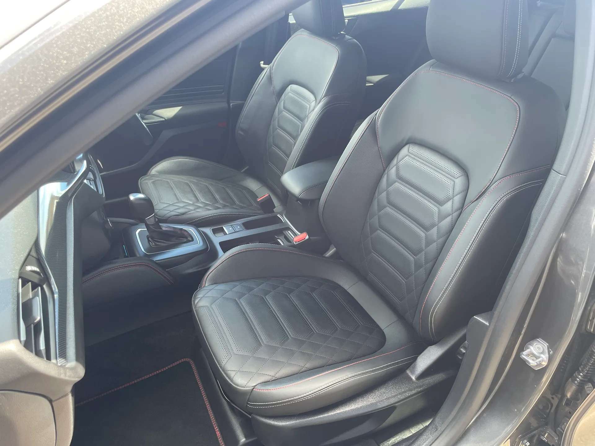 2025 FORD FOCUS 2025 FORD FOCUS