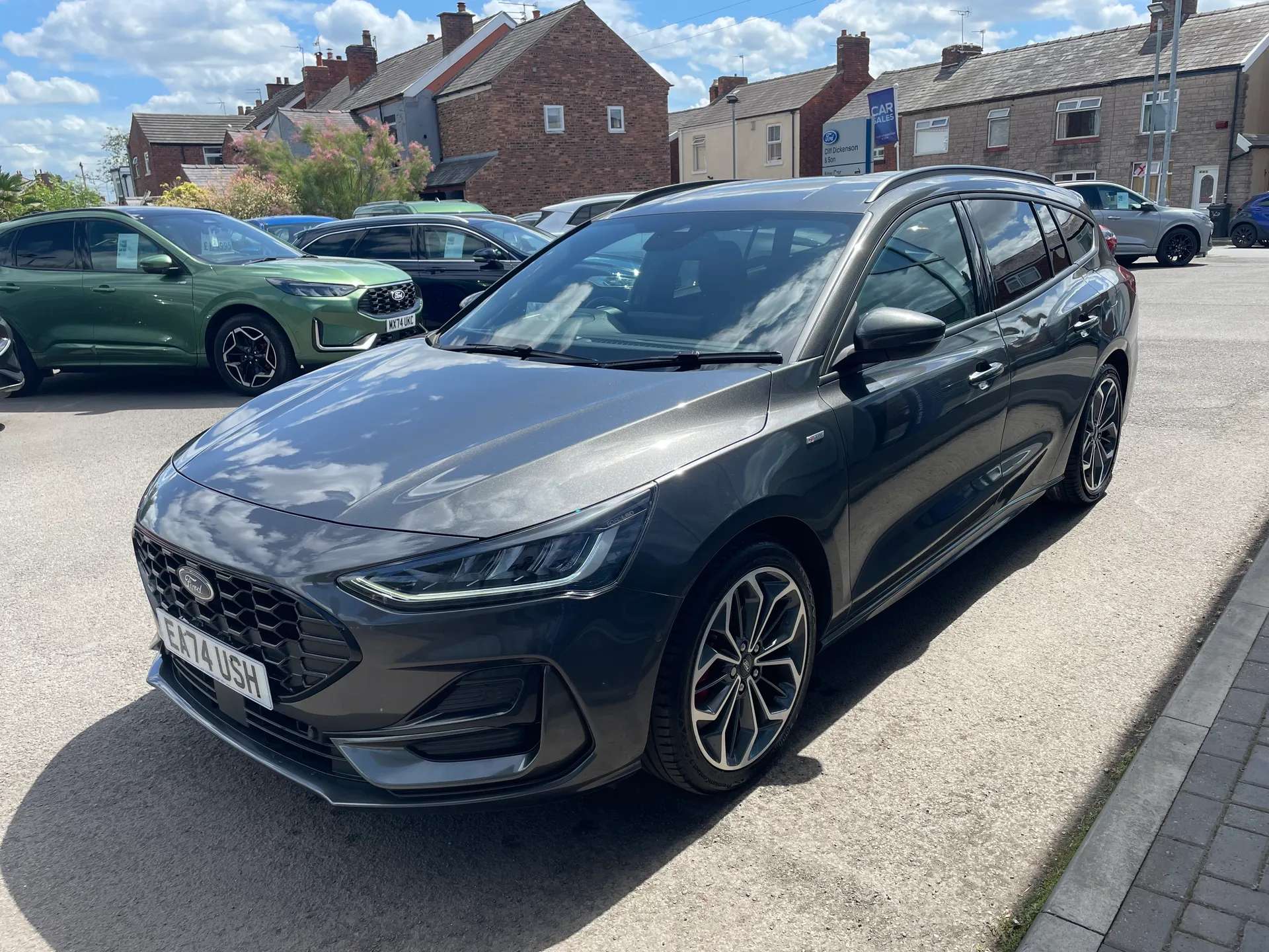 A 2025 FORD FOCUS 1.0 EcoBoost Hybrid mHEV 155 ST-Line X 5dr Auto A 2025 FORD FOCUS 1.0 EcoBoost Hybrid mHEV 155 ST-Line X 5dr Auto