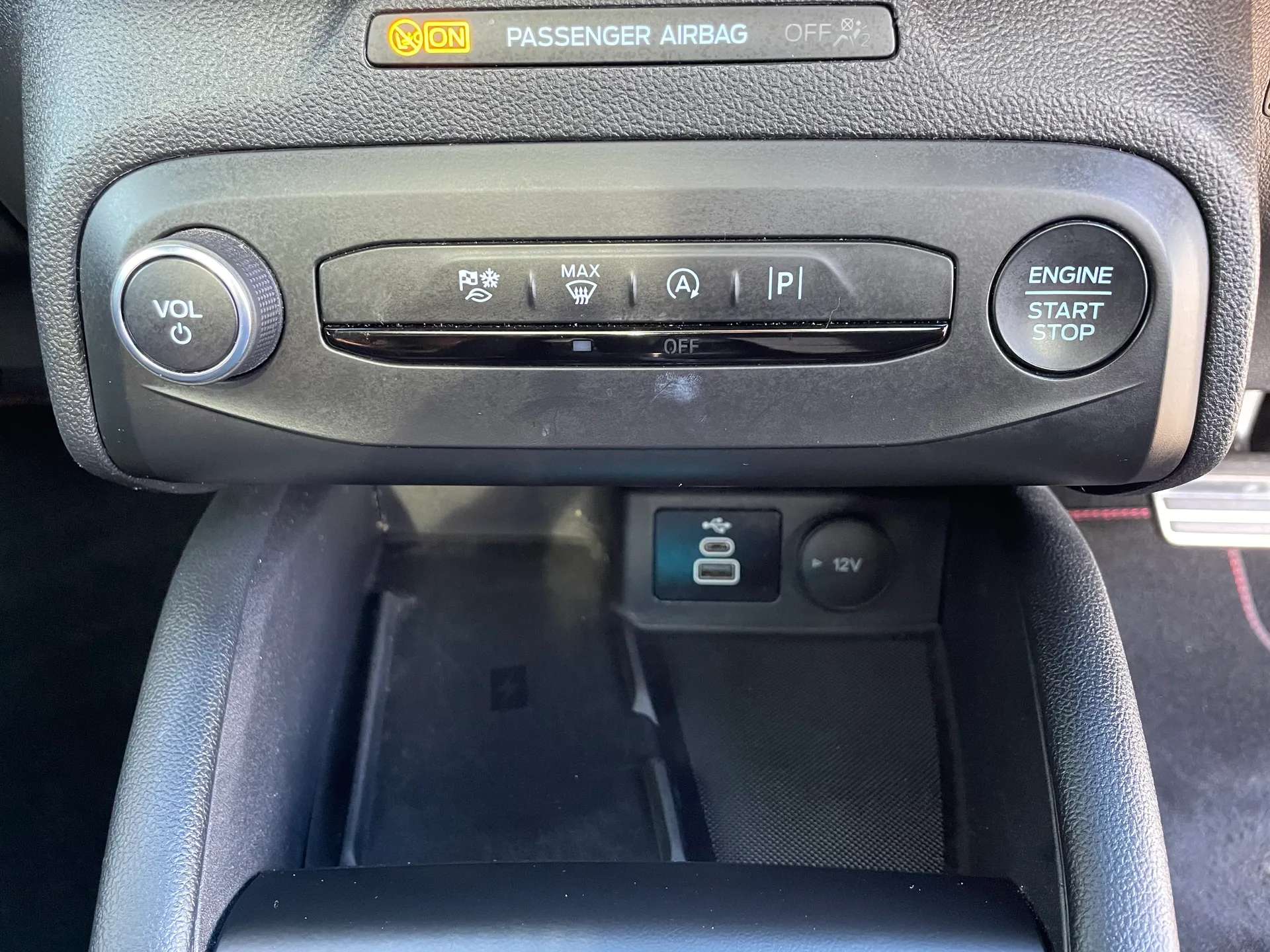 2024 FORD FOCUS 2024 FORD FOCUS