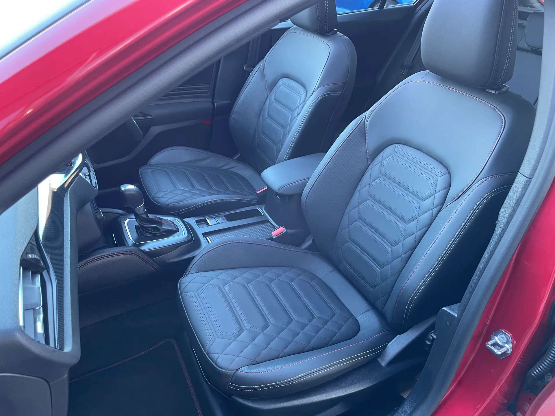 2024 FORD FOCUS 2024 FORD FOCUS