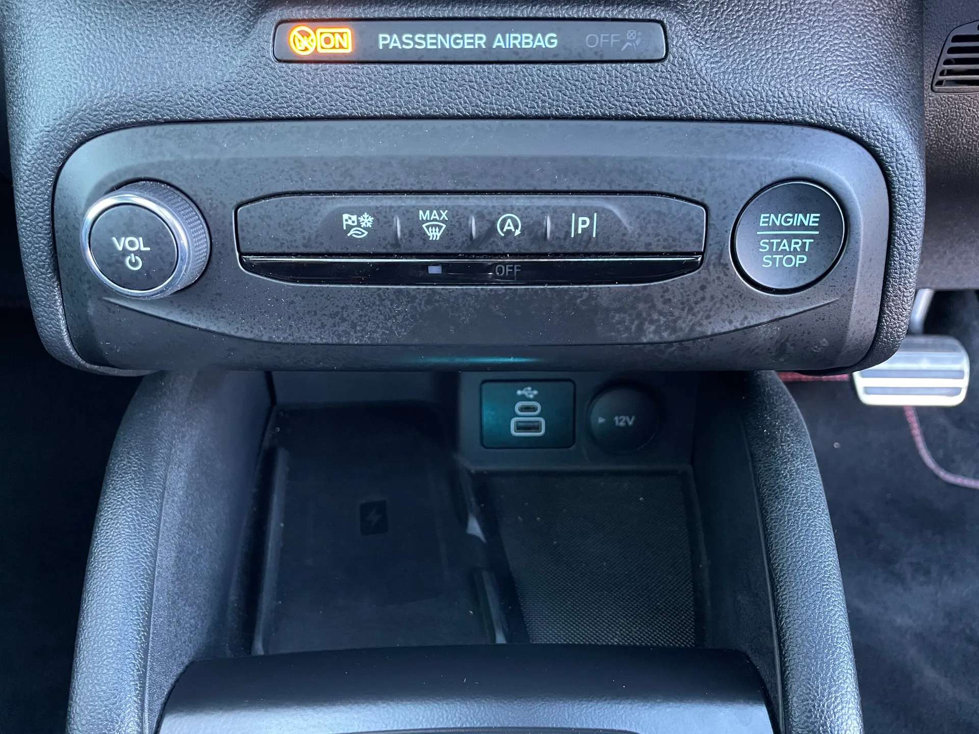 2024 FORD FOCUS 2024 FORD FOCUS