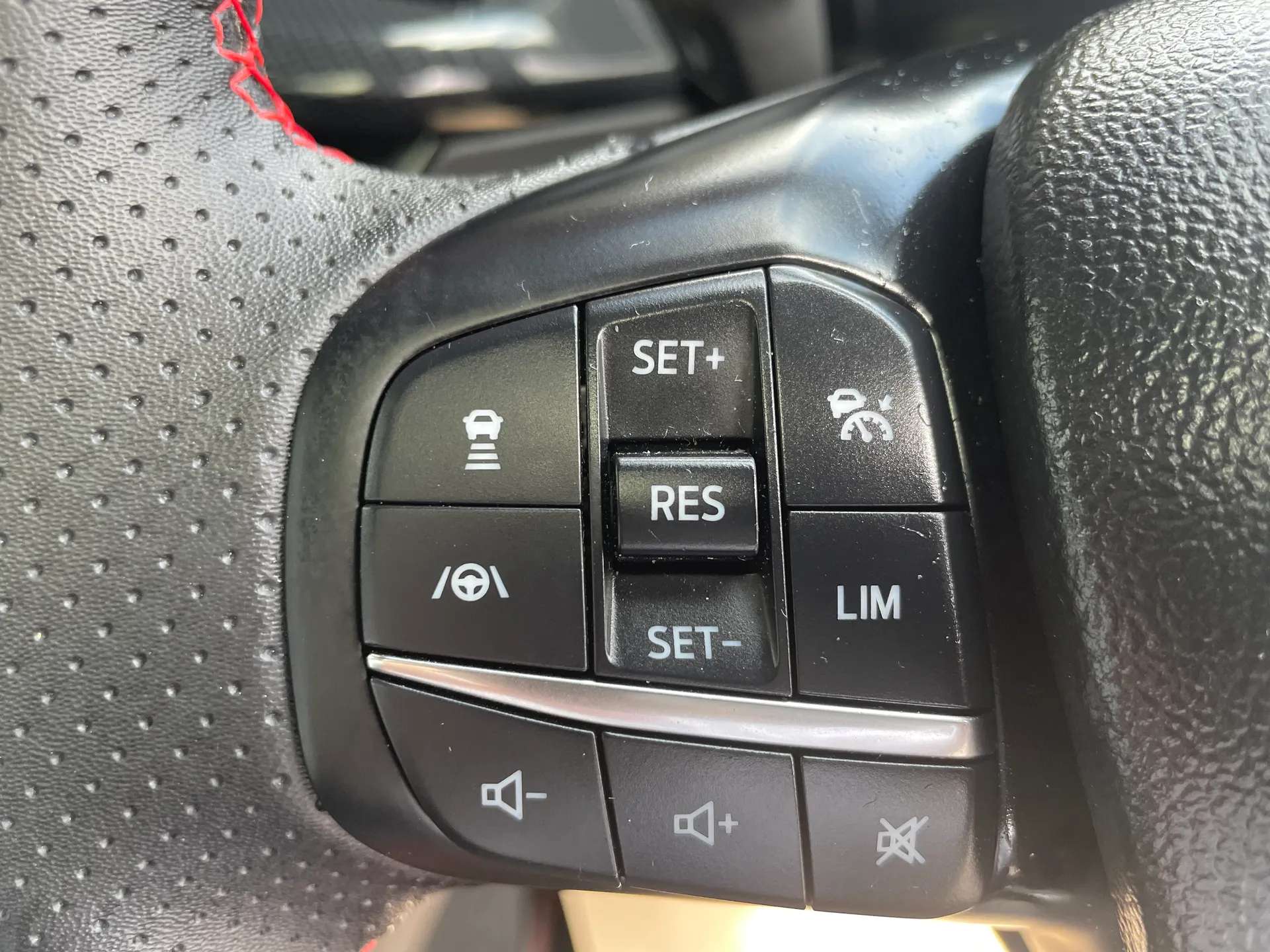 2026 FORD FOCUS 2026 FORD FOCUS