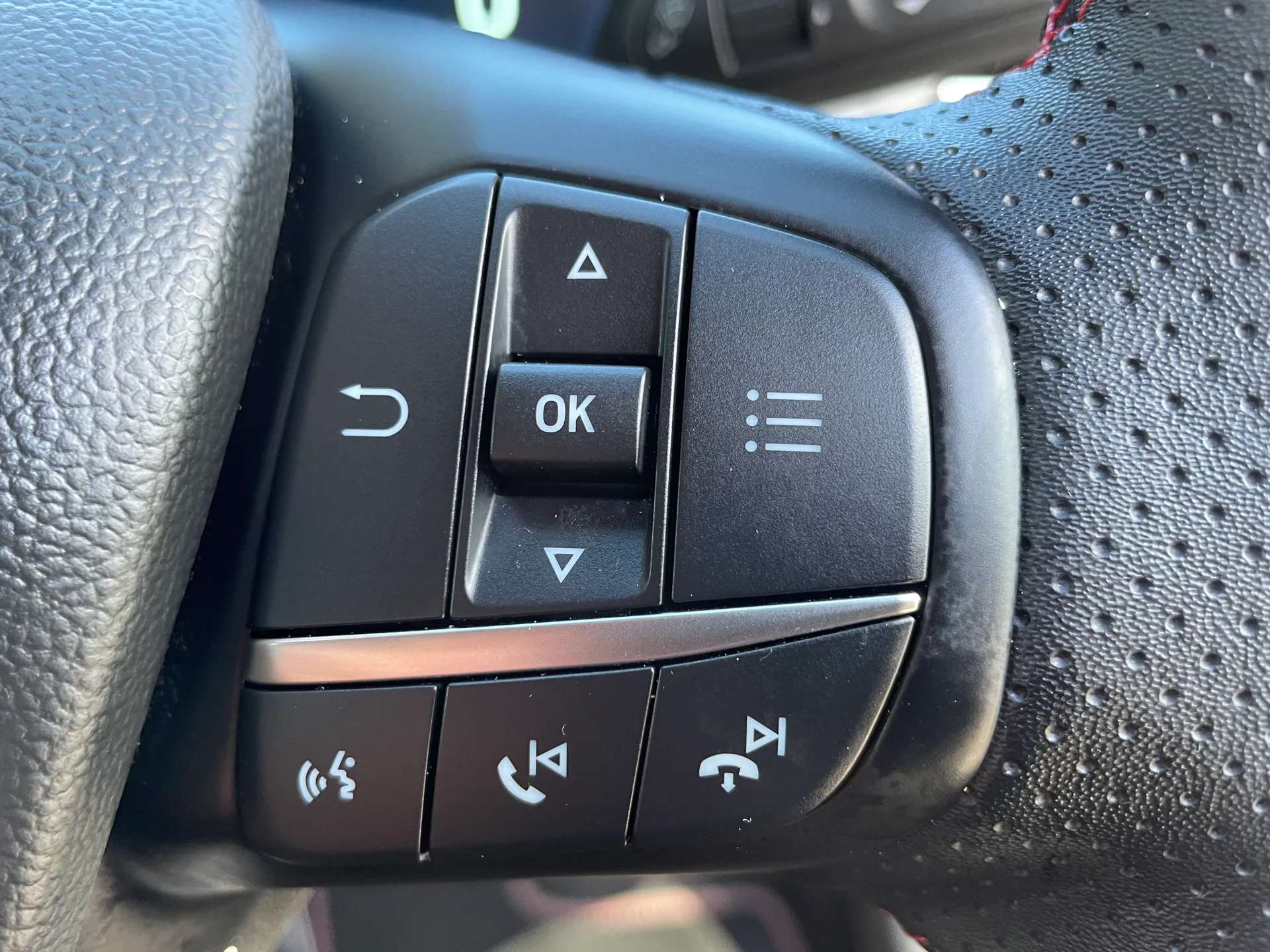 2026 FORD FOCUS 2026 FORD FOCUS