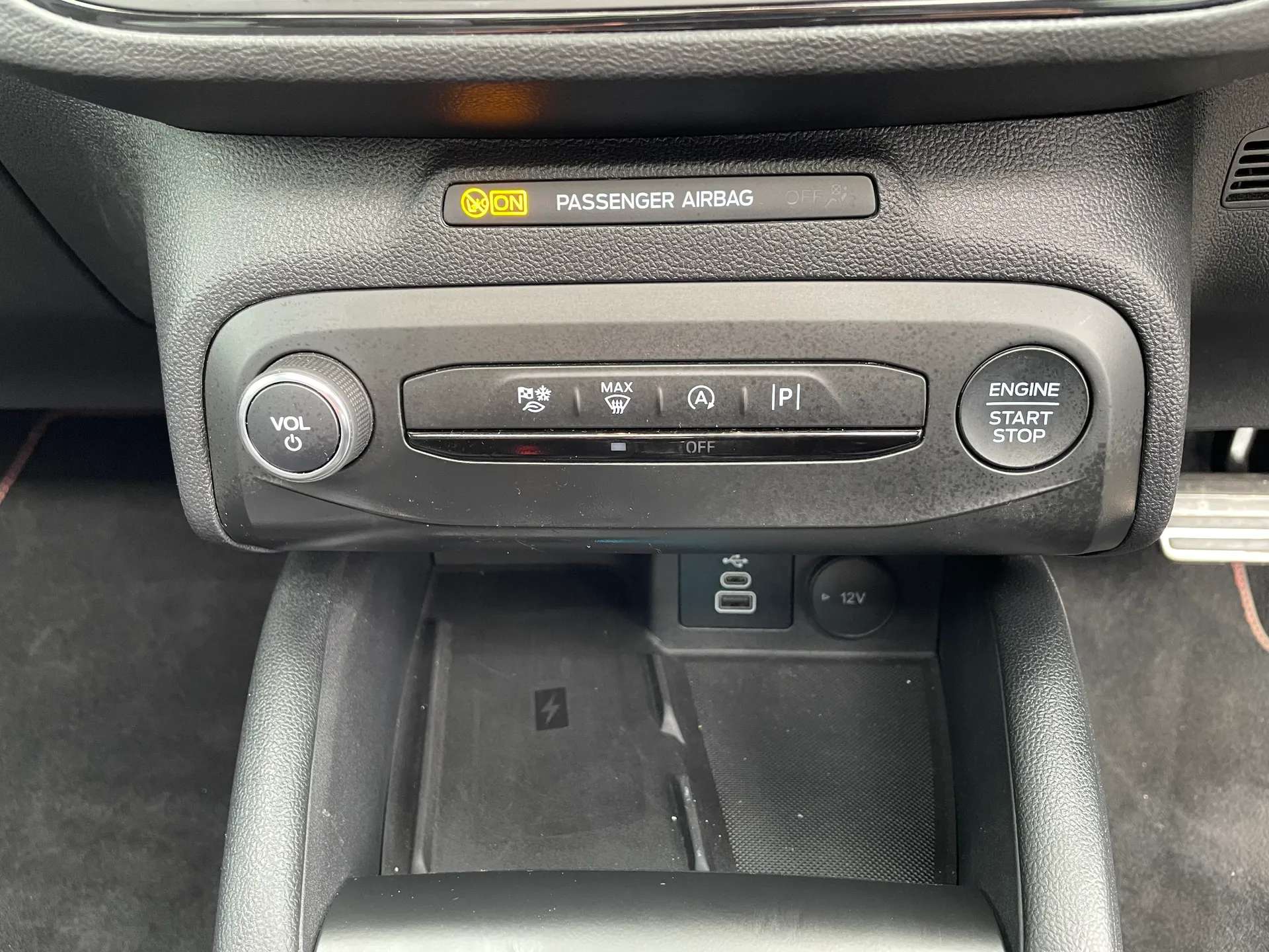 2025 FORD FOCUS 2025 FORD FOCUS