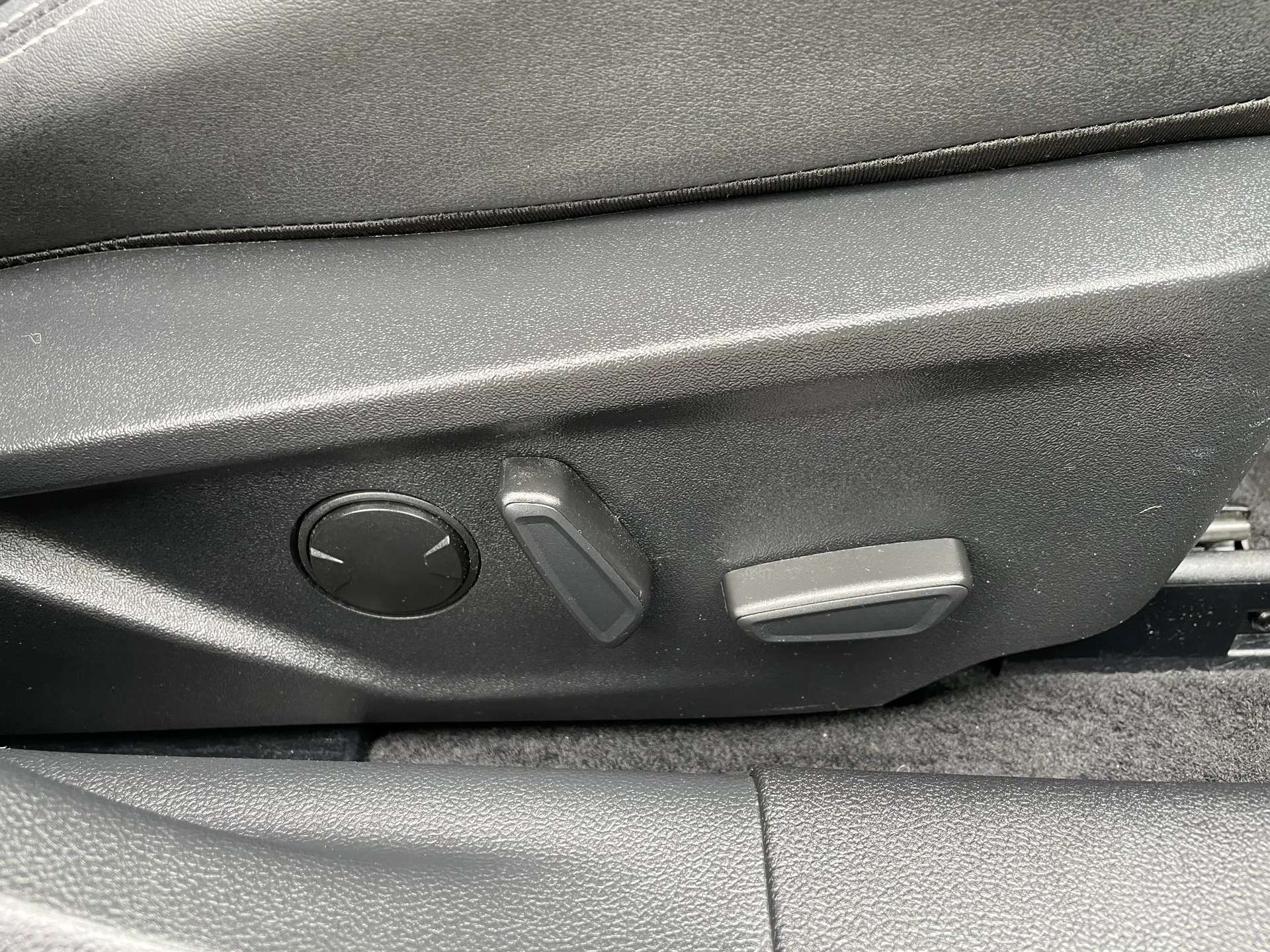 2025 FORD FOCUS 2025 FORD FOCUS