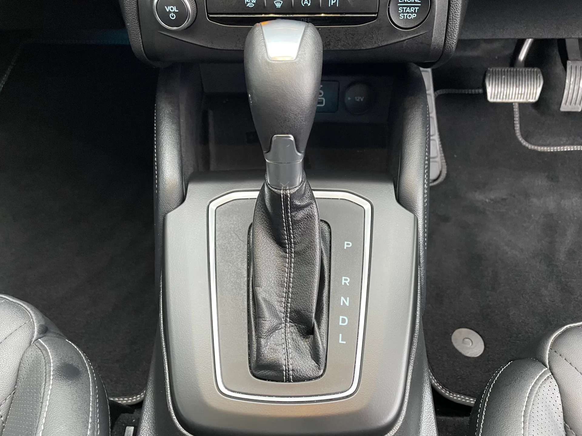 2024 FORD FOCUS 2024 FORD FOCUS