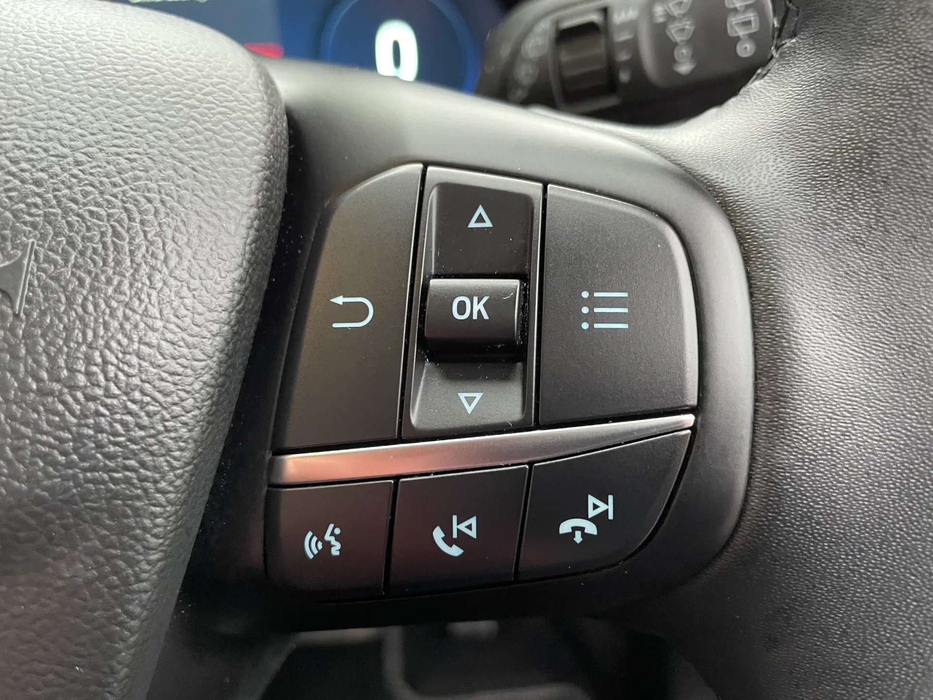 2024 FORD FOCUS 2024 FORD FOCUS