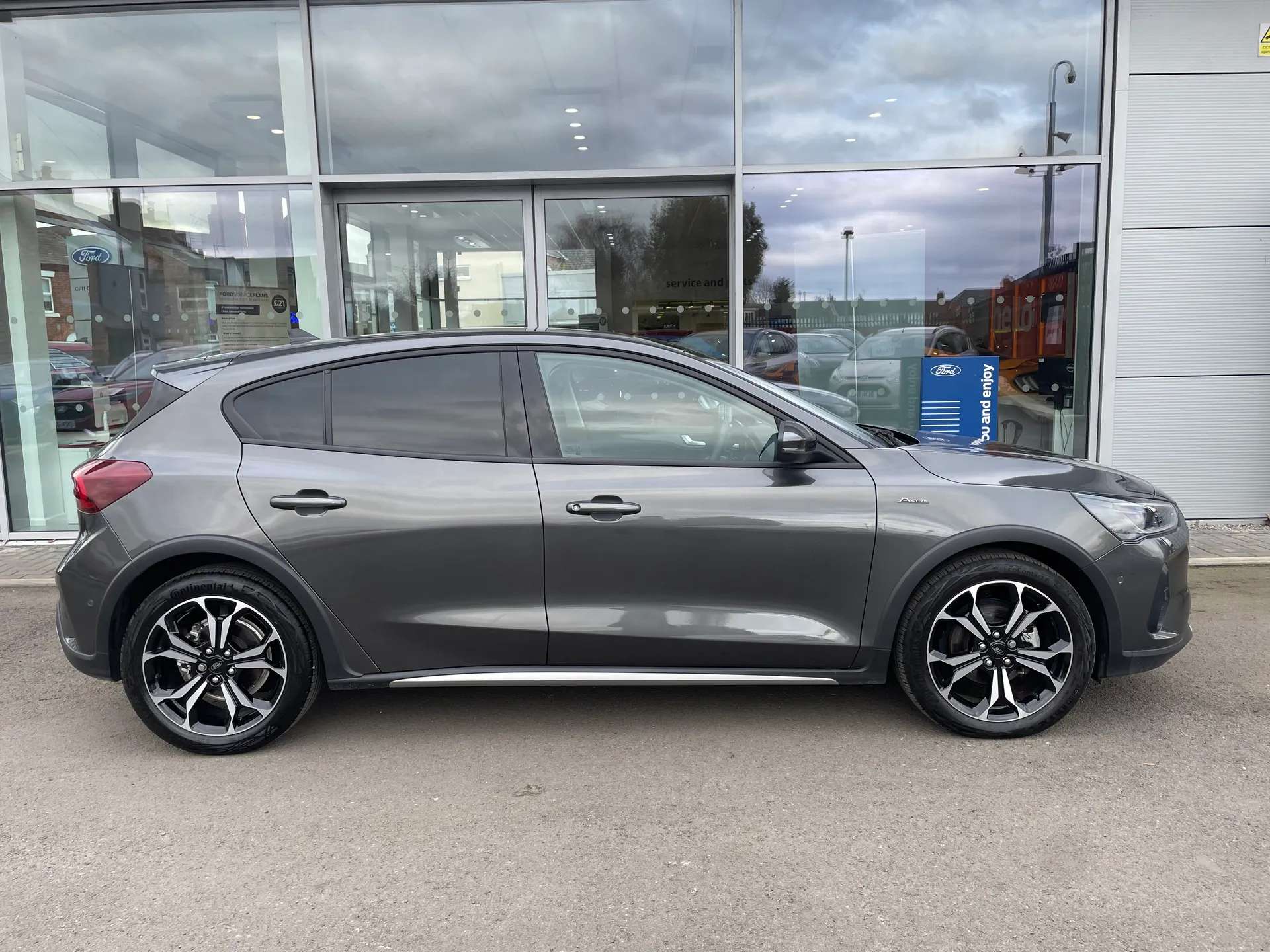 2023 FORD FOCUS 2023 FORD FOCUS