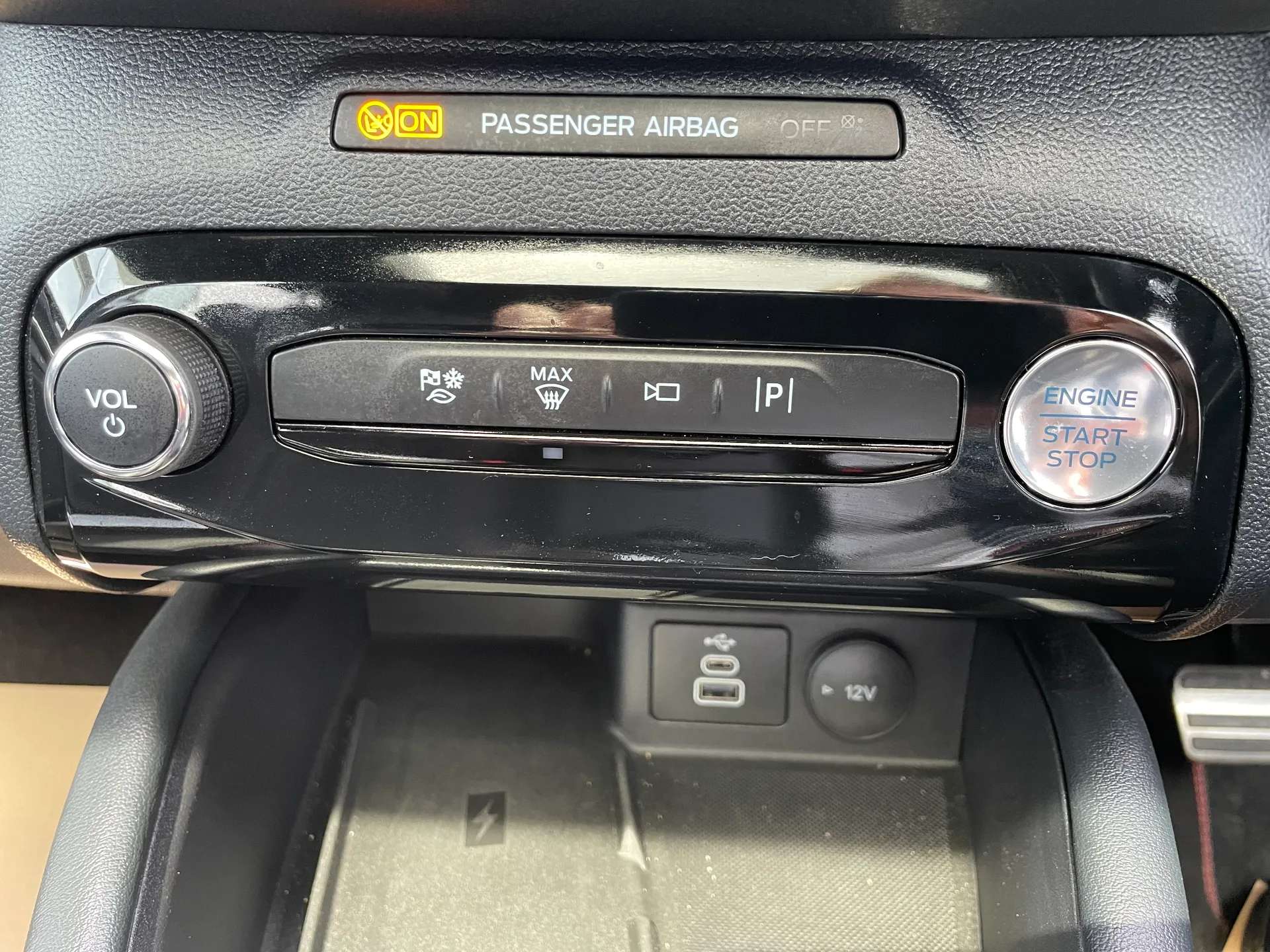 2025 FORD KUGA 2025 FORD KUGA