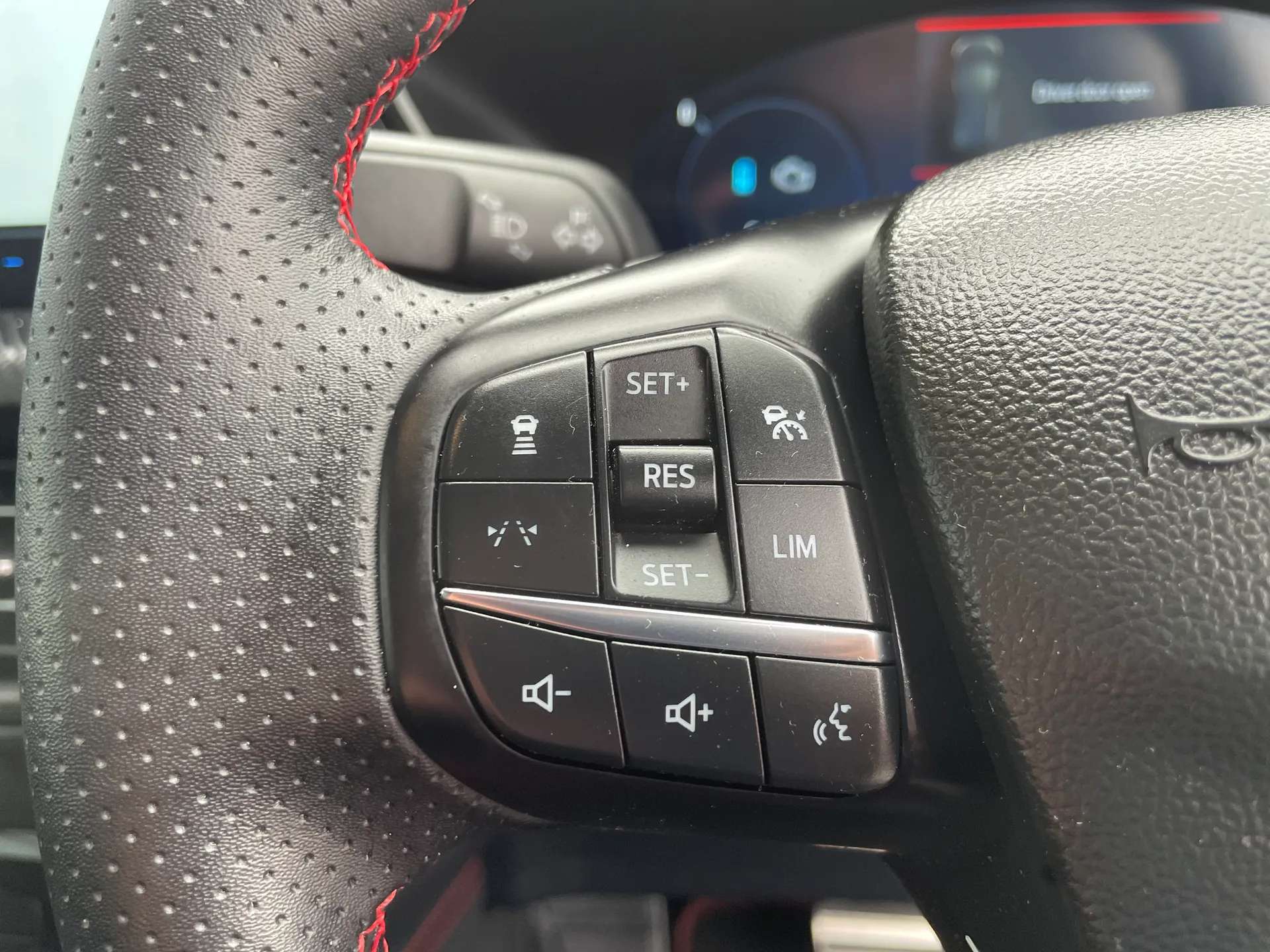 2024 FORD KUGA 2024 FORD KUGA