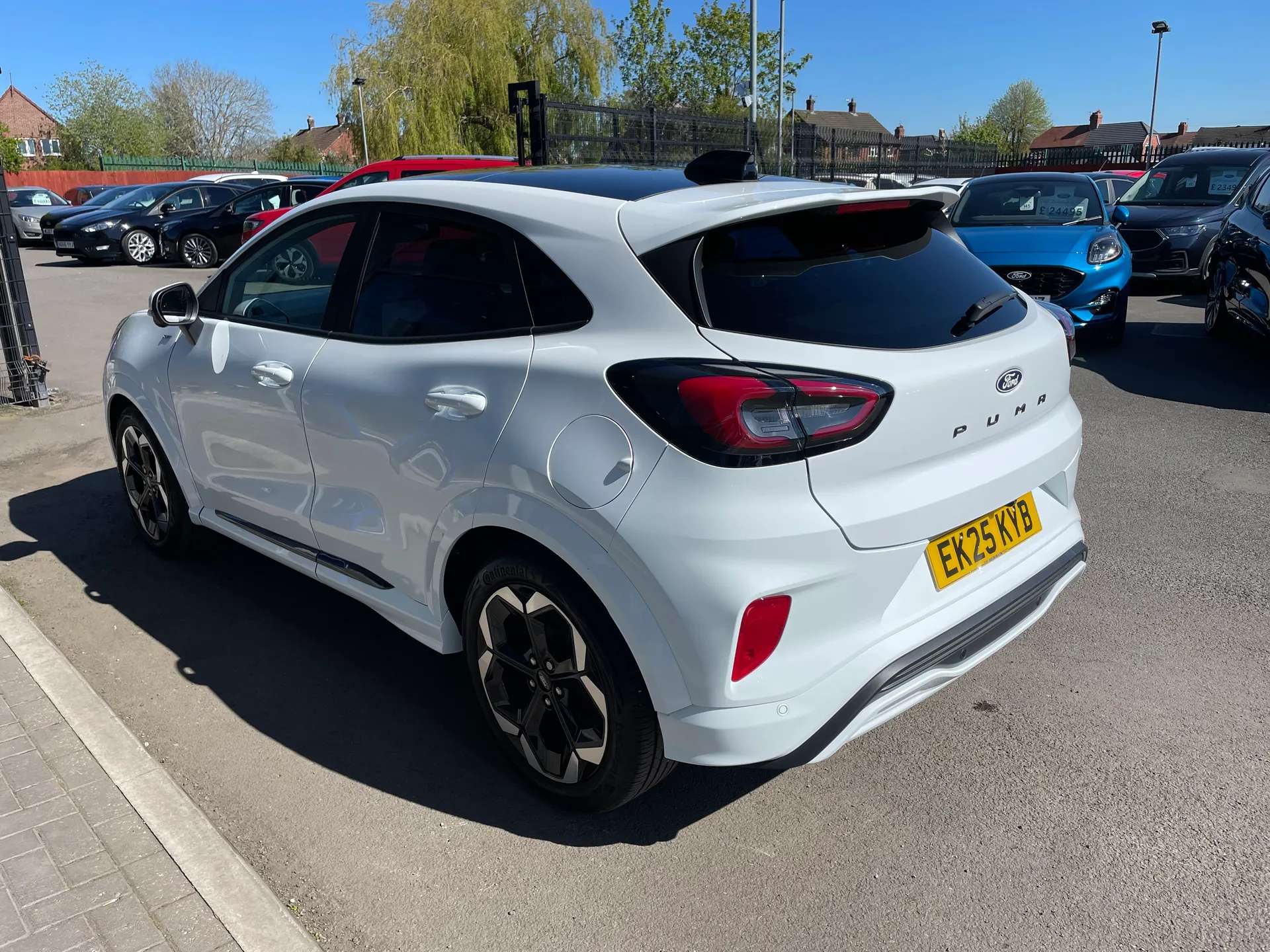 A 2025 FORD PUMA 1.0 EcoBoost Hybrid mHEV ST-Line X 5dr DCT A 2025 FORD PUMA 1.0 EcoBoost Hybrid mHEV ST-Line X 5dr DCT