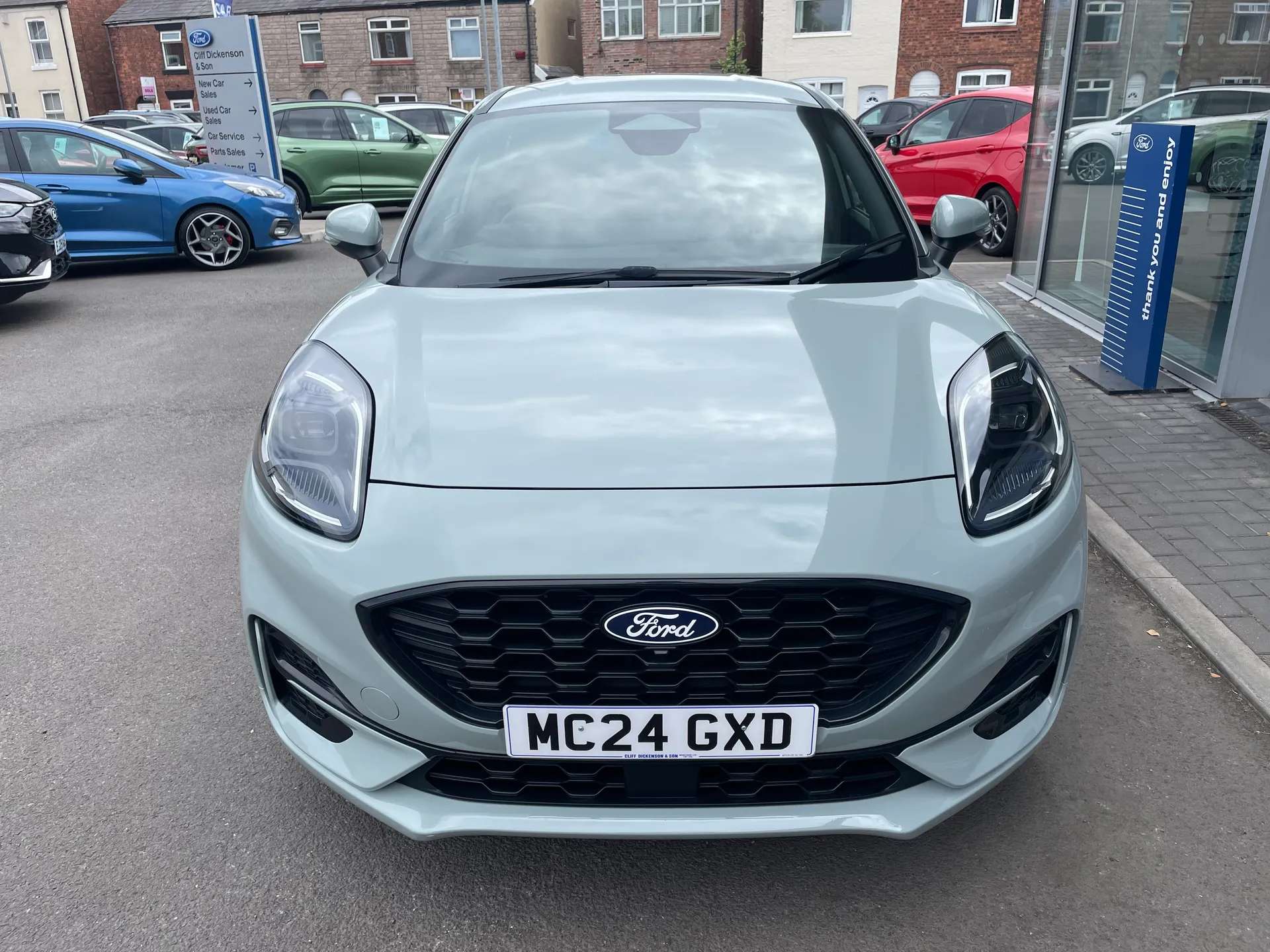 A 2024 FORD PUMA 1.0 EcoBoost Hybrid mHEV ST-Line X 5dr DCT A 2024 FORD PUMA 1.0 EcoBoost Hybrid mHEV ST-Line X 5dr DCT