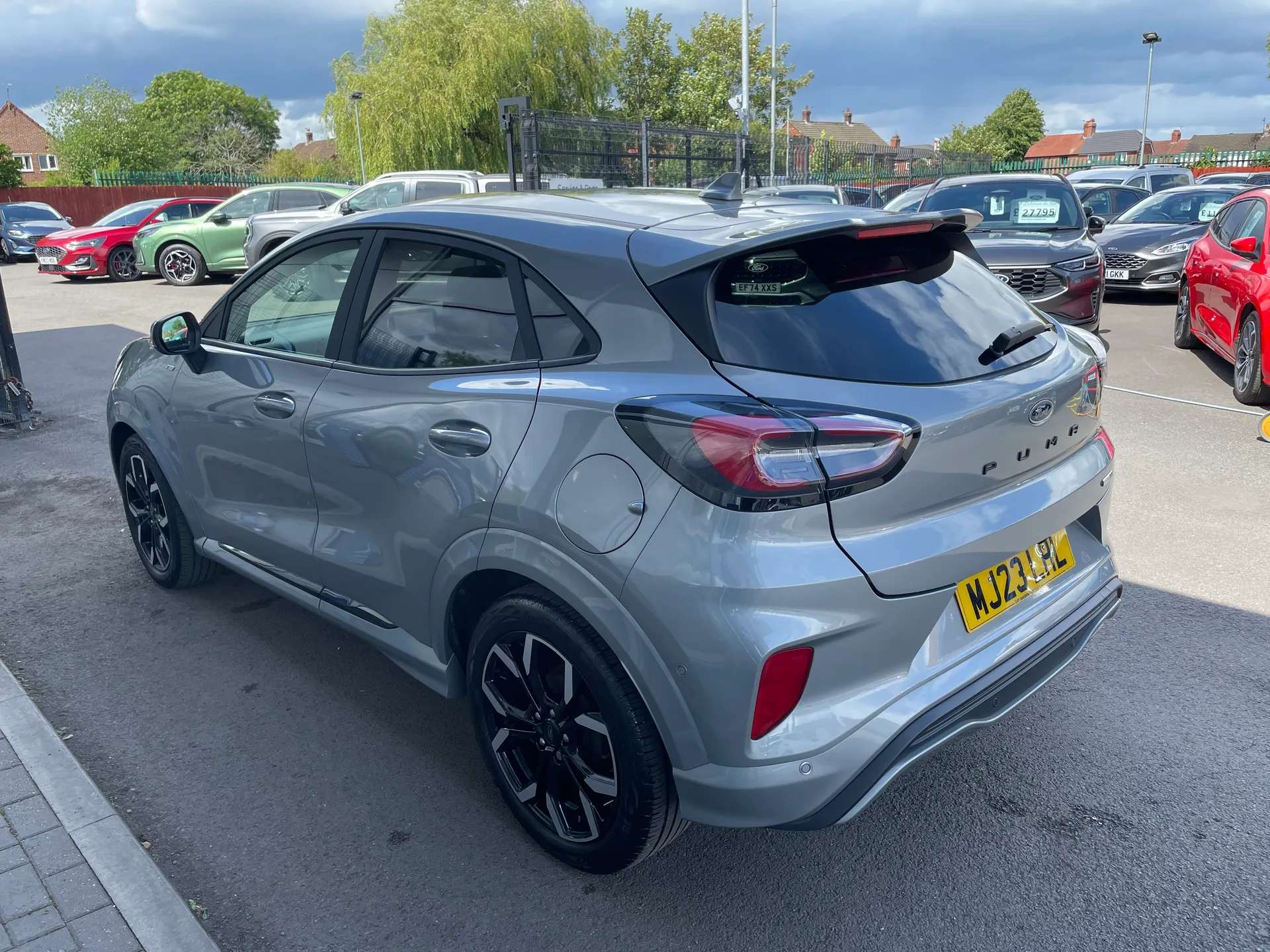 A 2023 FORD PUMA 1.0 EcoBoost Hybrid mHEV ST-Line X 5dr DCT A 2023 FORD PUMA 1.0 EcoBoost Hybrid mHEV ST-Line X 5dr DCT
