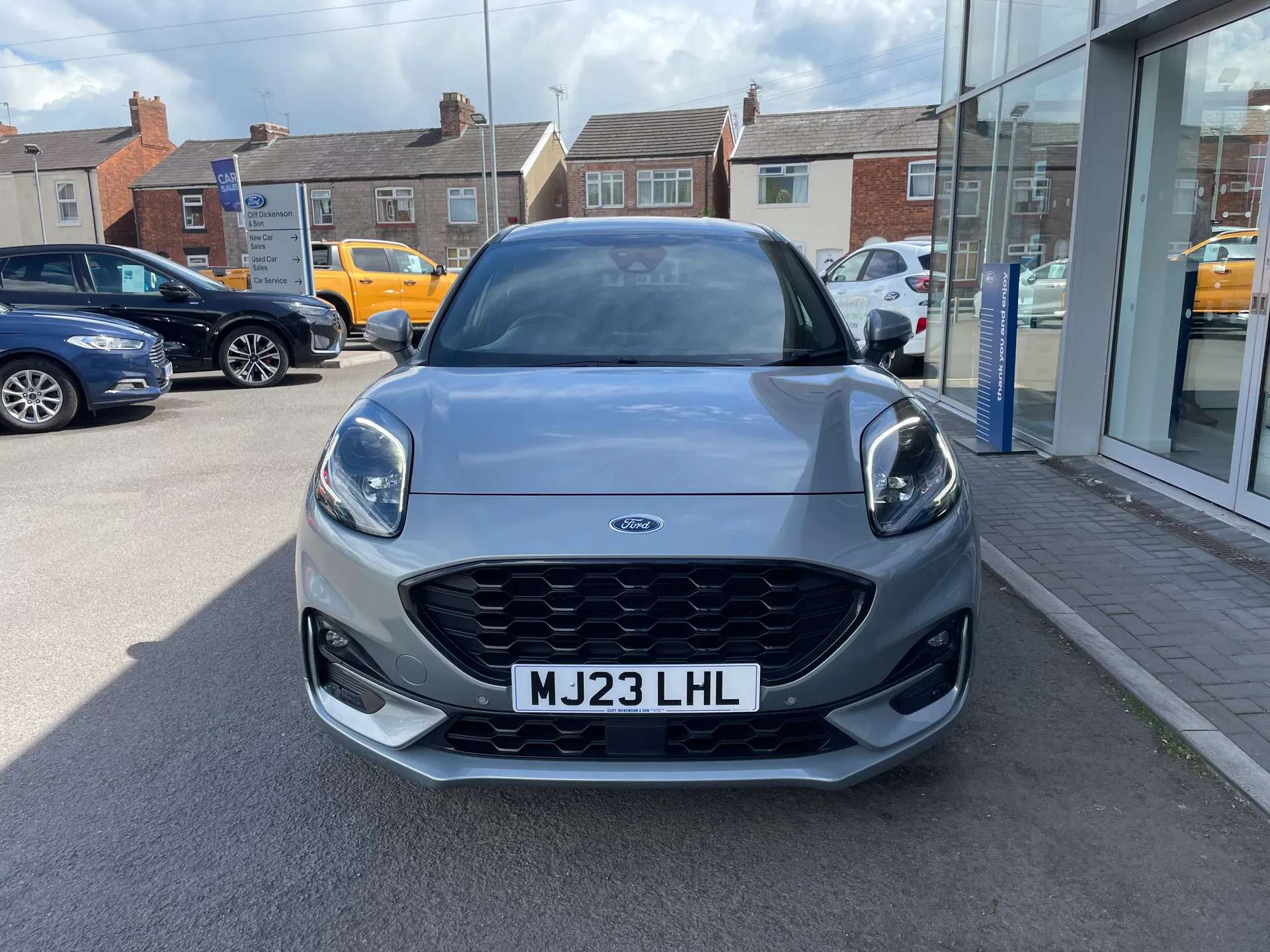 A 2023 FORD PUMA 1.0 EcoBoost Hybrid mHEV ST-Line X 5dr DCT A 2023 FORD PUMA 1.0 EcoBoost Hybrid mHEV ST-Line X 5dr DCT