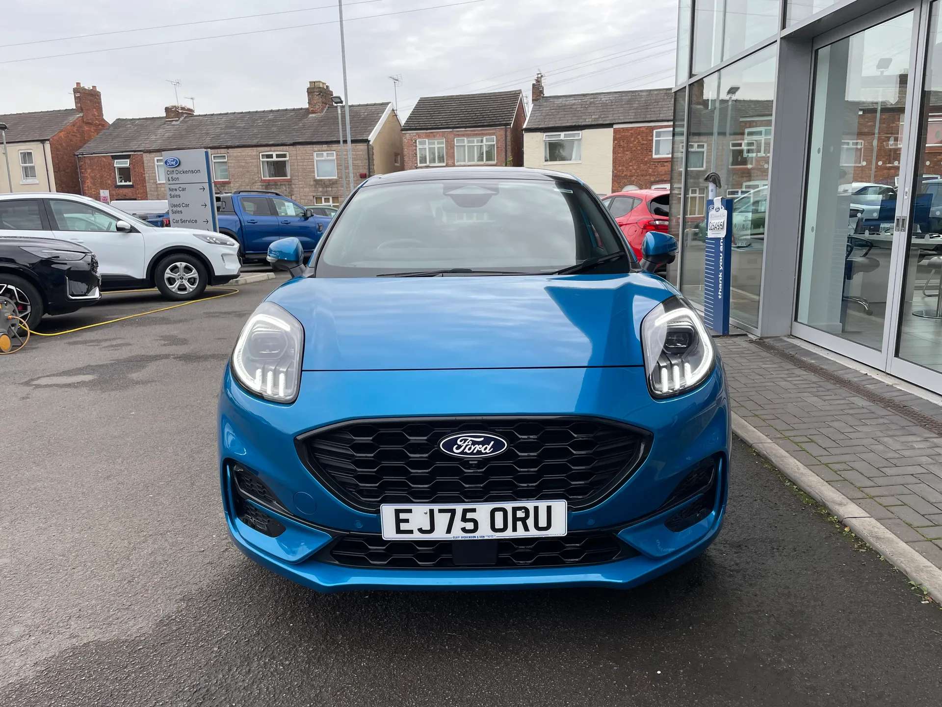 A 2025 FORD PUMA 1.0 EcoBoost Hybrid mHEV 155 ST-Line X DCT 5dr A 2025 FORD PUMA 1.0 EcoBoost Hybrid mHEV 155 ST-Line X DCT 5dr