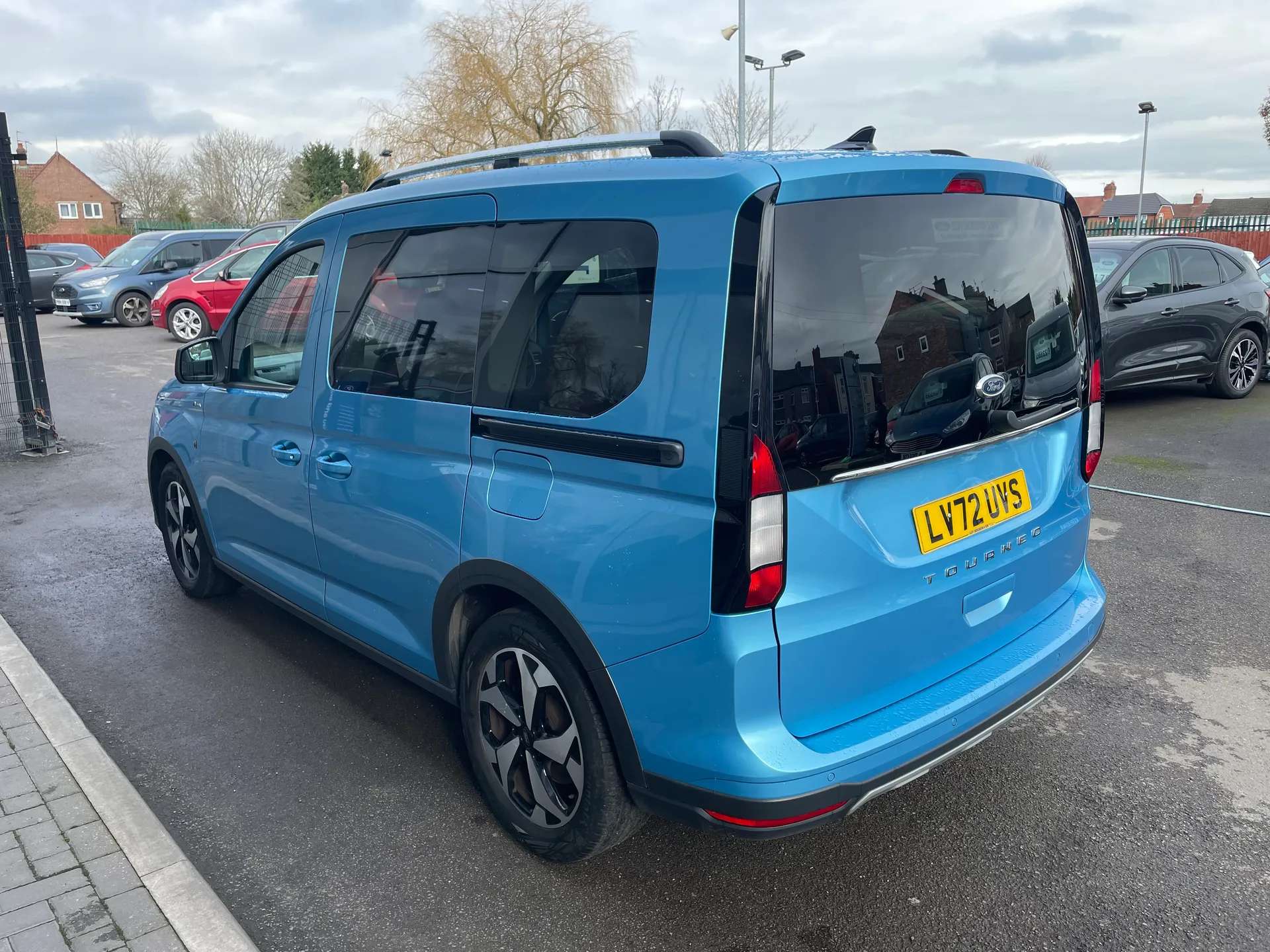 A 2022 FORD TOURNEO CONNECT 2.0 EcoBlue Active 5dr A 2022 FORD TOURNEO CONNECT 2.0 EcoBlue Active 5dr