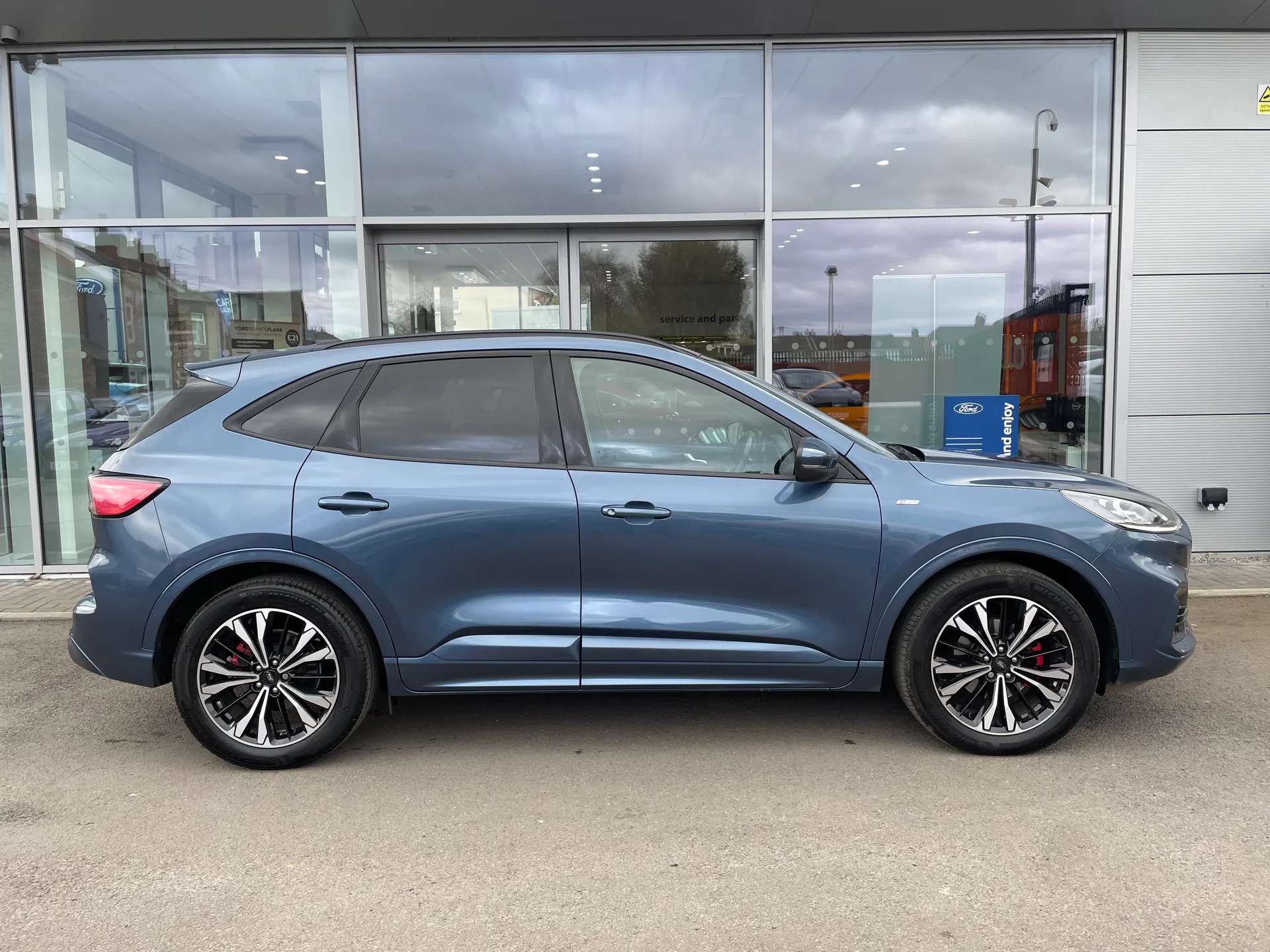 2022 FORD KUGA 2022 FORD KUGA